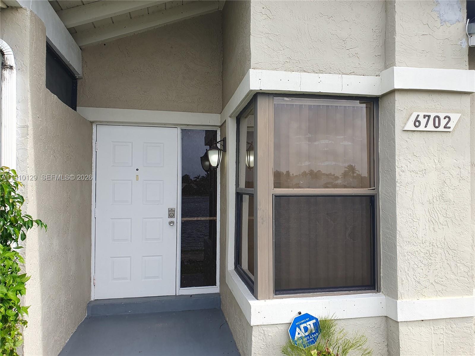 Westwind Lakes Garden Hom