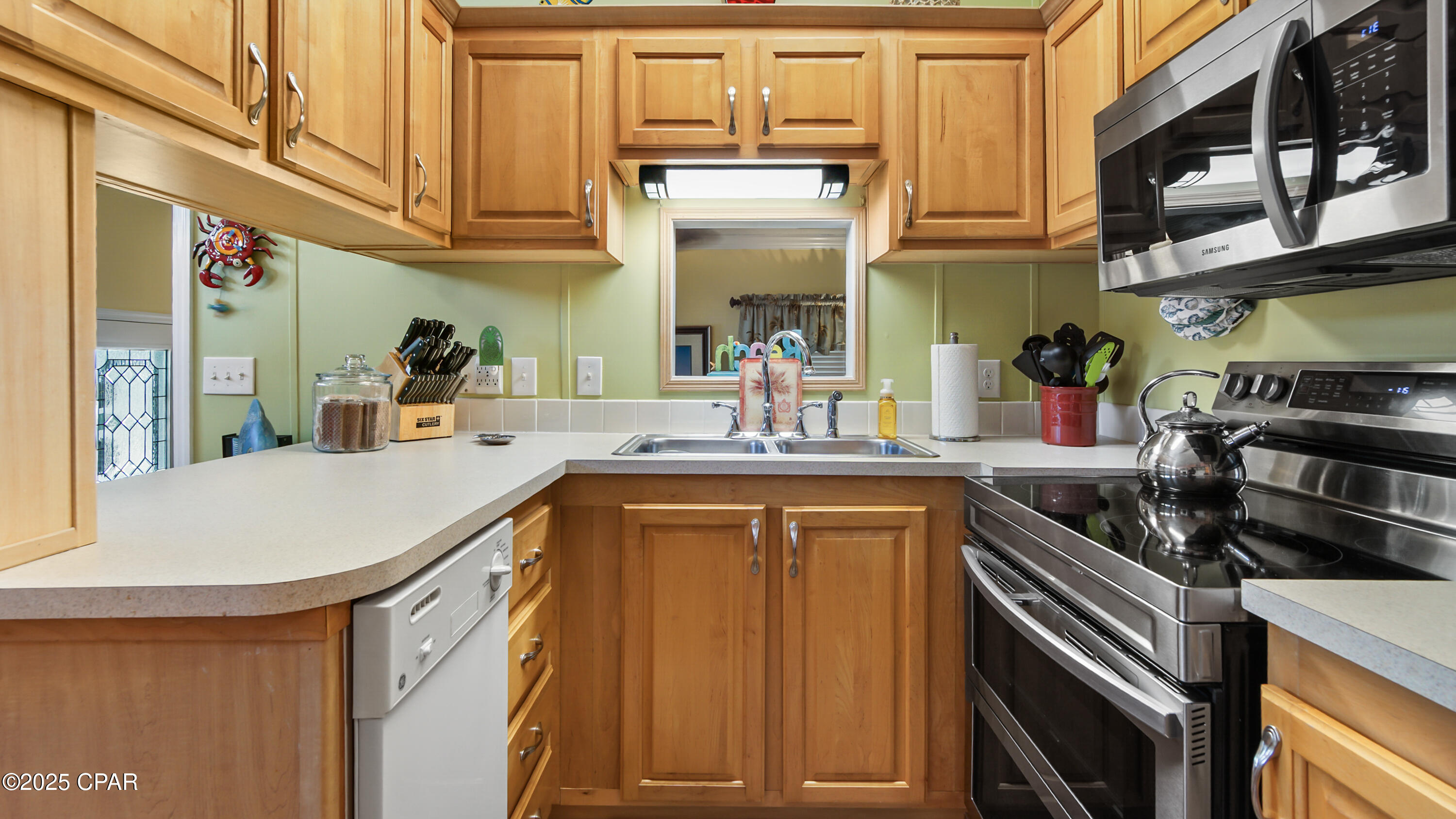 Image 18 For 1219 Thomas Drive 289