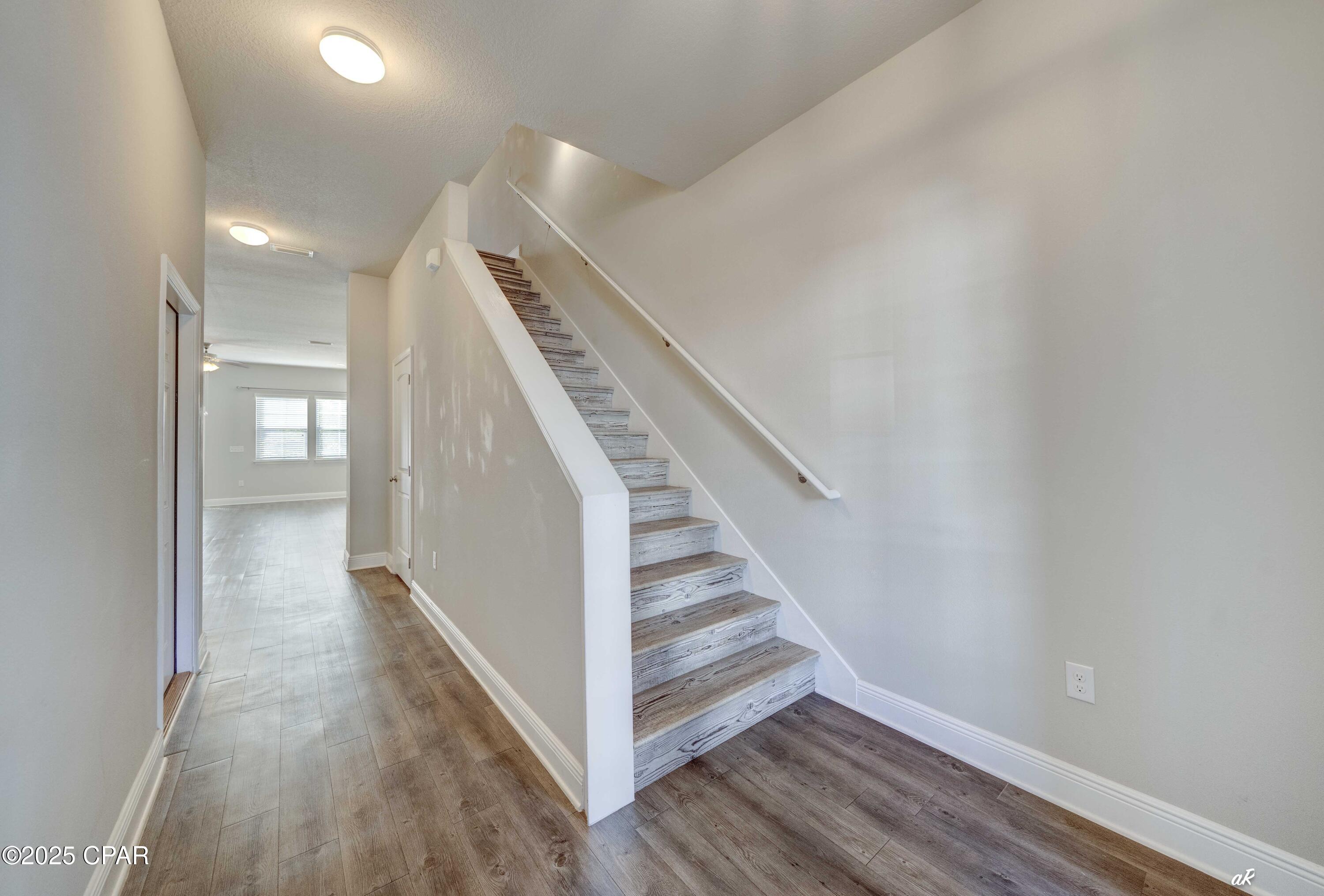 Image 16 For 105 Grand Falls Lane