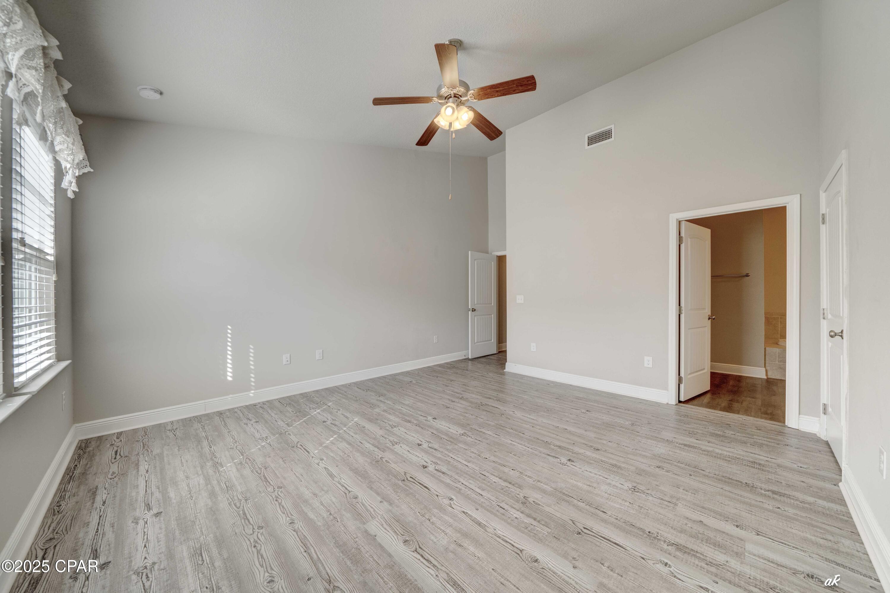 Image 20 For 105 Grand Falls Lane