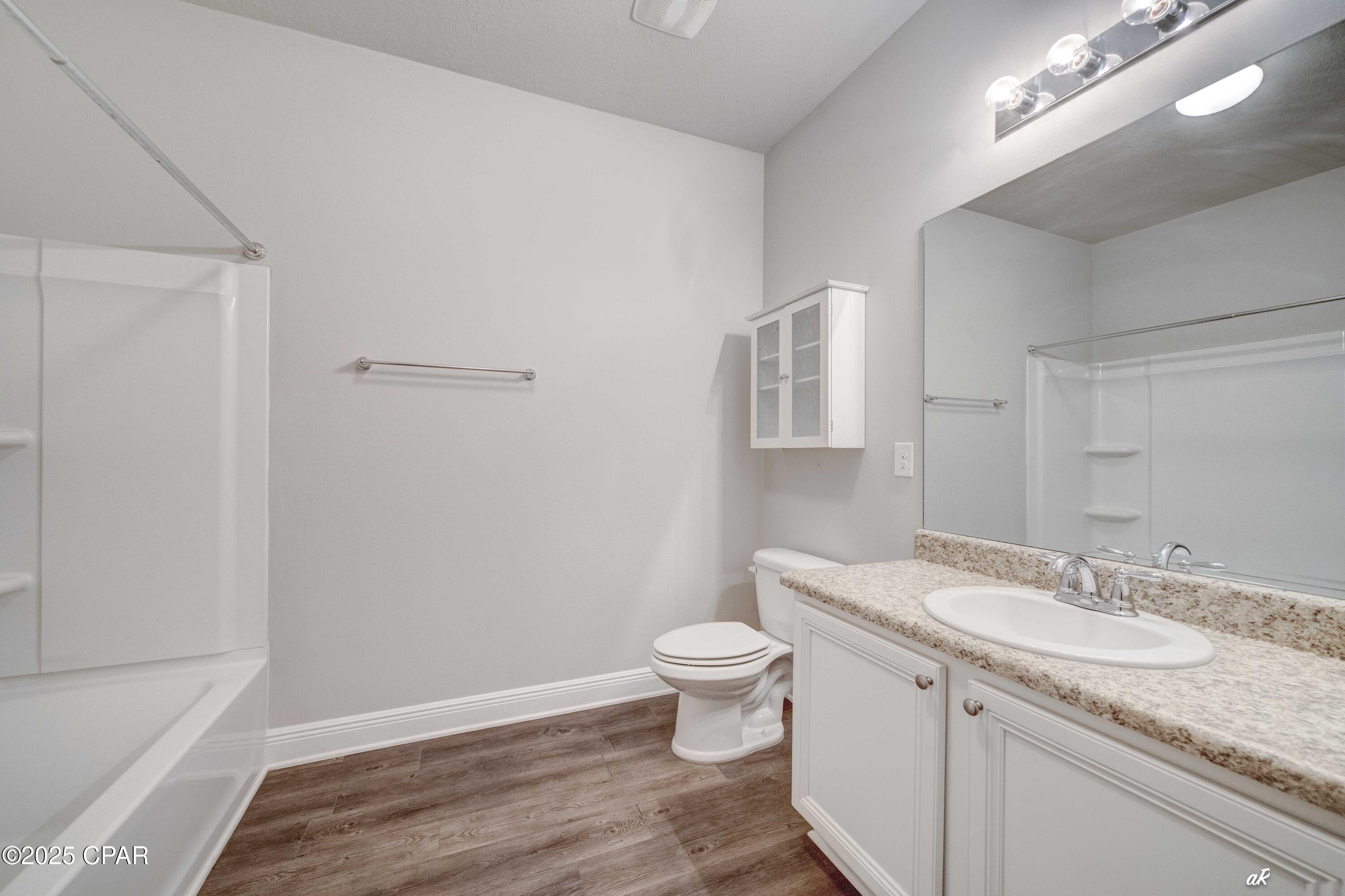 Image 25 For 105 Grand Falls Lane