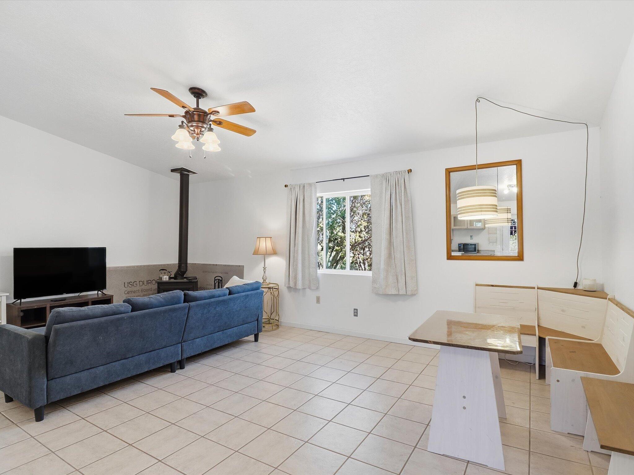 655 Frost Road Living Room