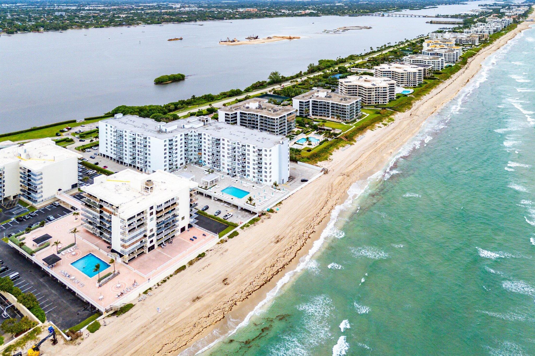 Patrician Of Palm Beach C