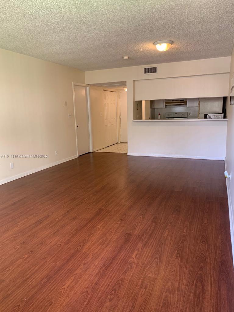 Las Vistas At Doral Condo