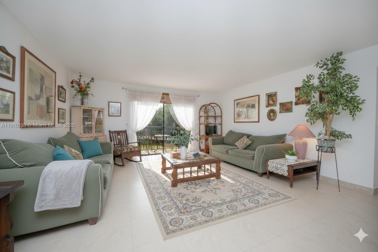 Kings Creek West Condo Bl