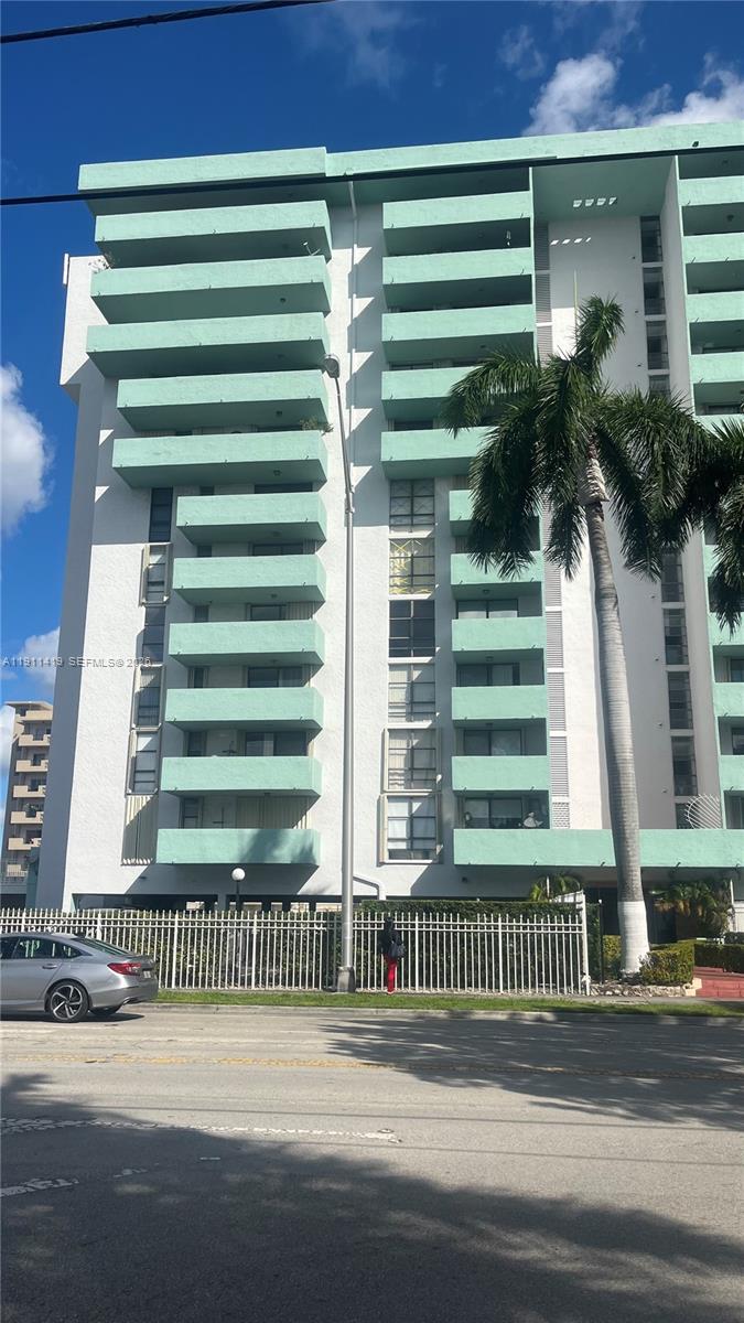 Imperial Terraces Condo