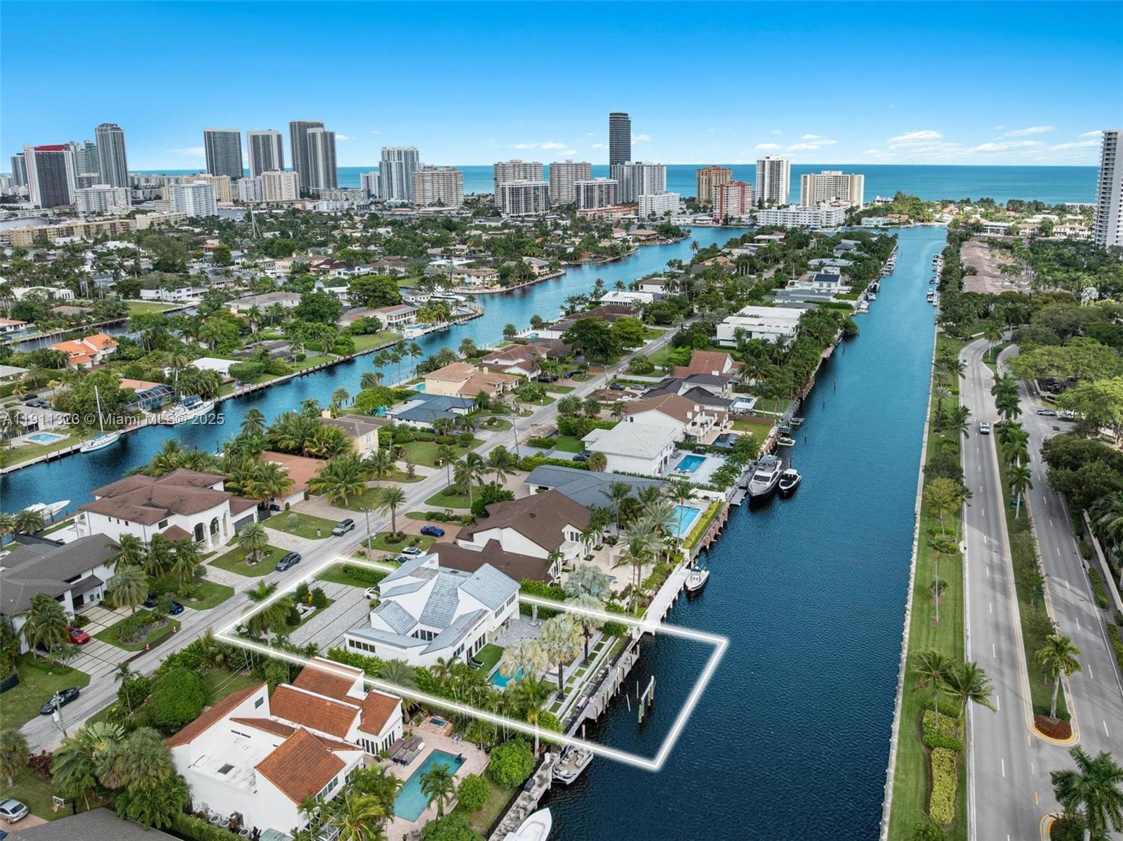 Homes for sale in Hallandale Beach, FL | 449 Holiday Dr, Hallandale Beach, FL 33009 | MLS# A11911323