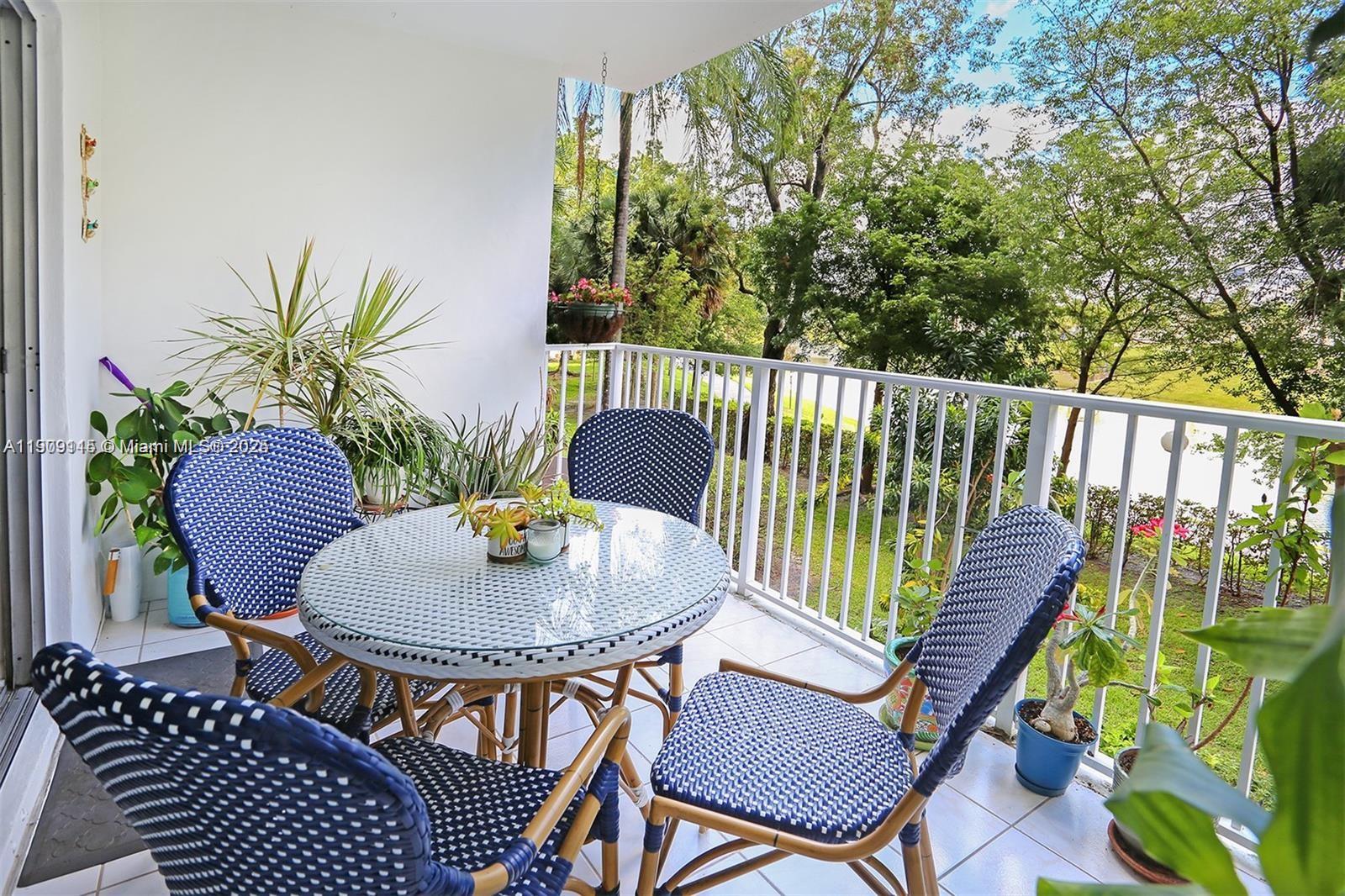 Hillcrest East No 27 Cond