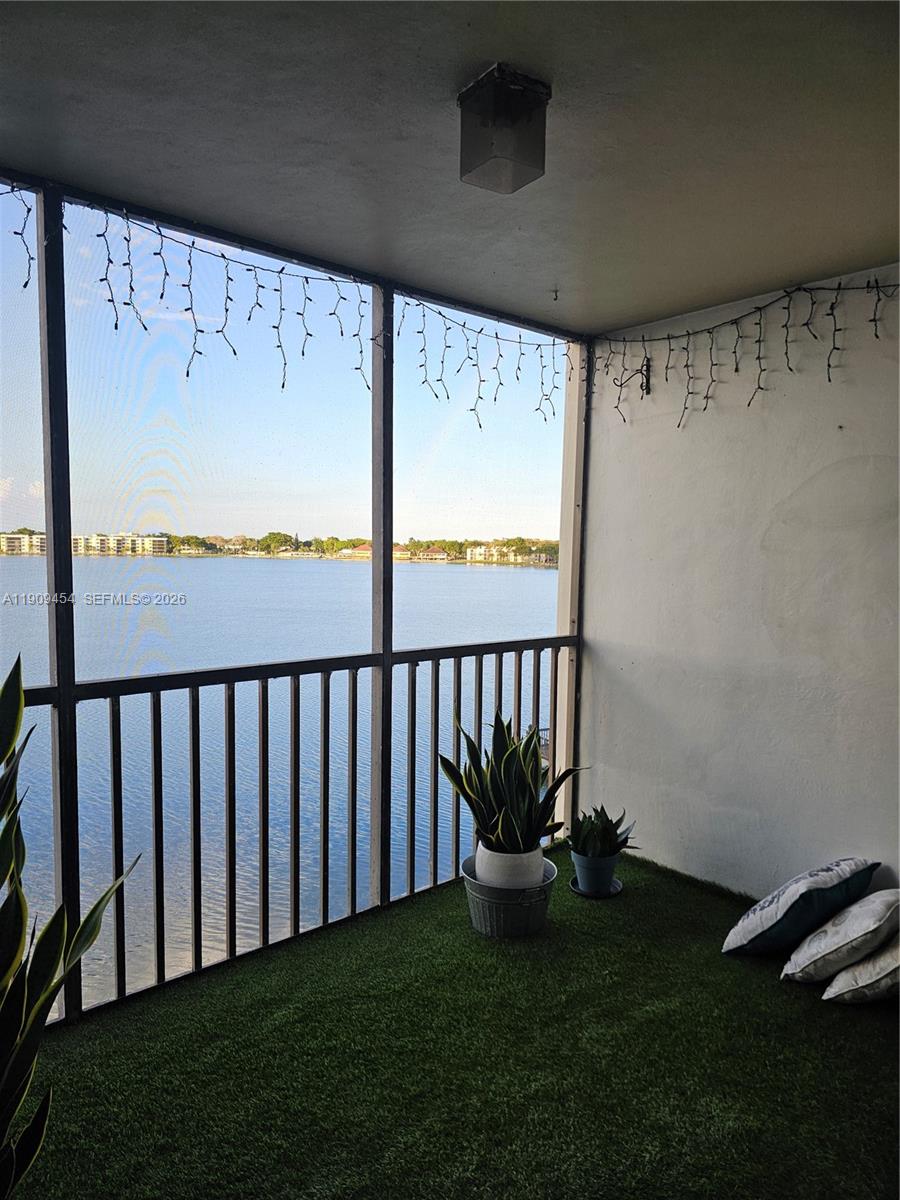 Lake Emerald Condominiums