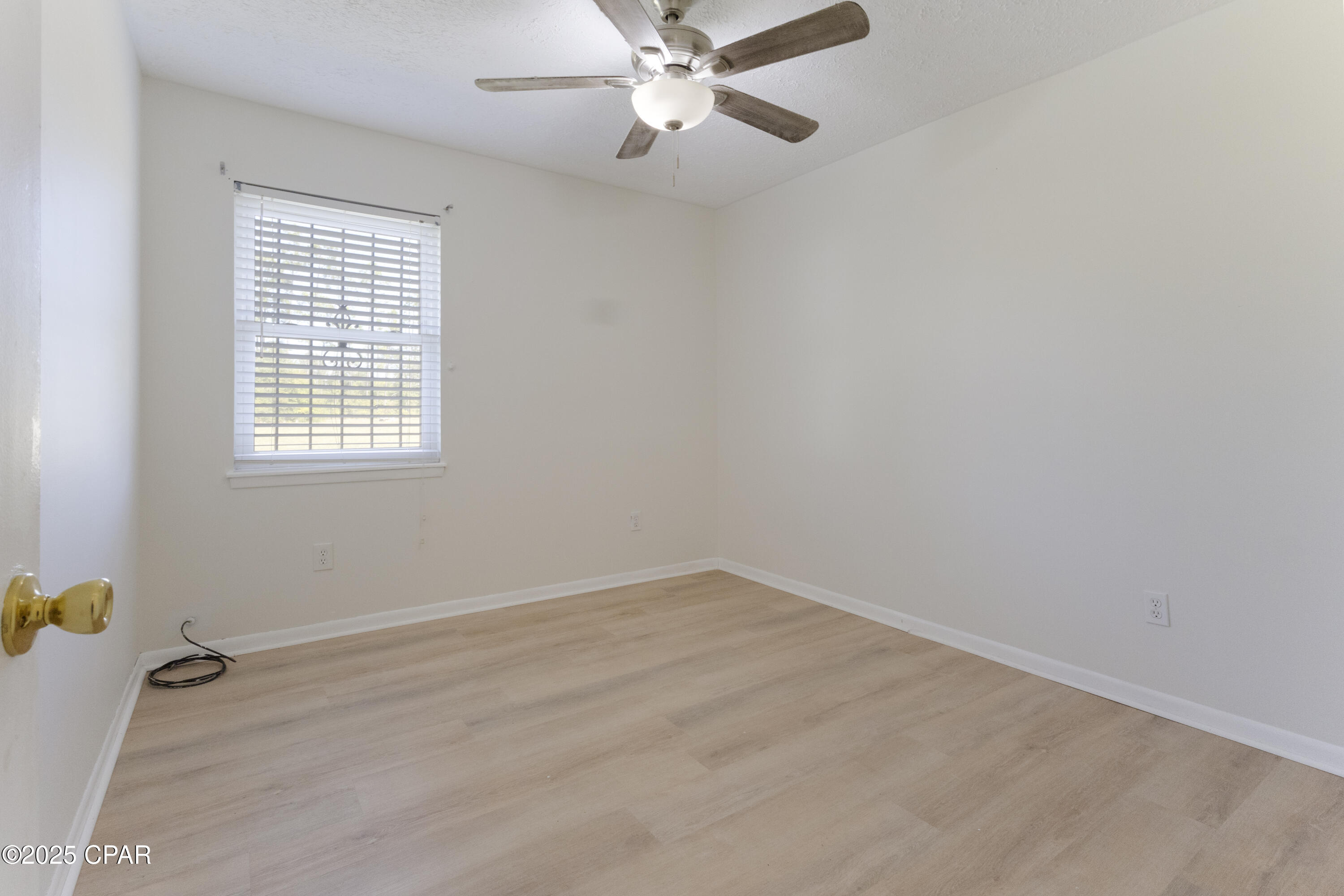 Image 14 For 6742 Greenfield Road