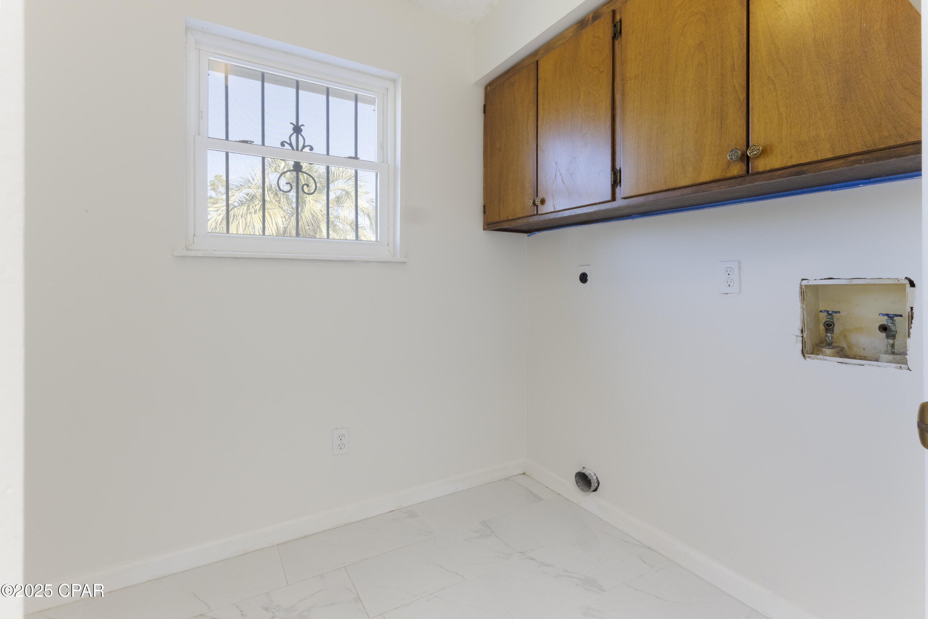 Image 17 For 6742 Greenfield Road