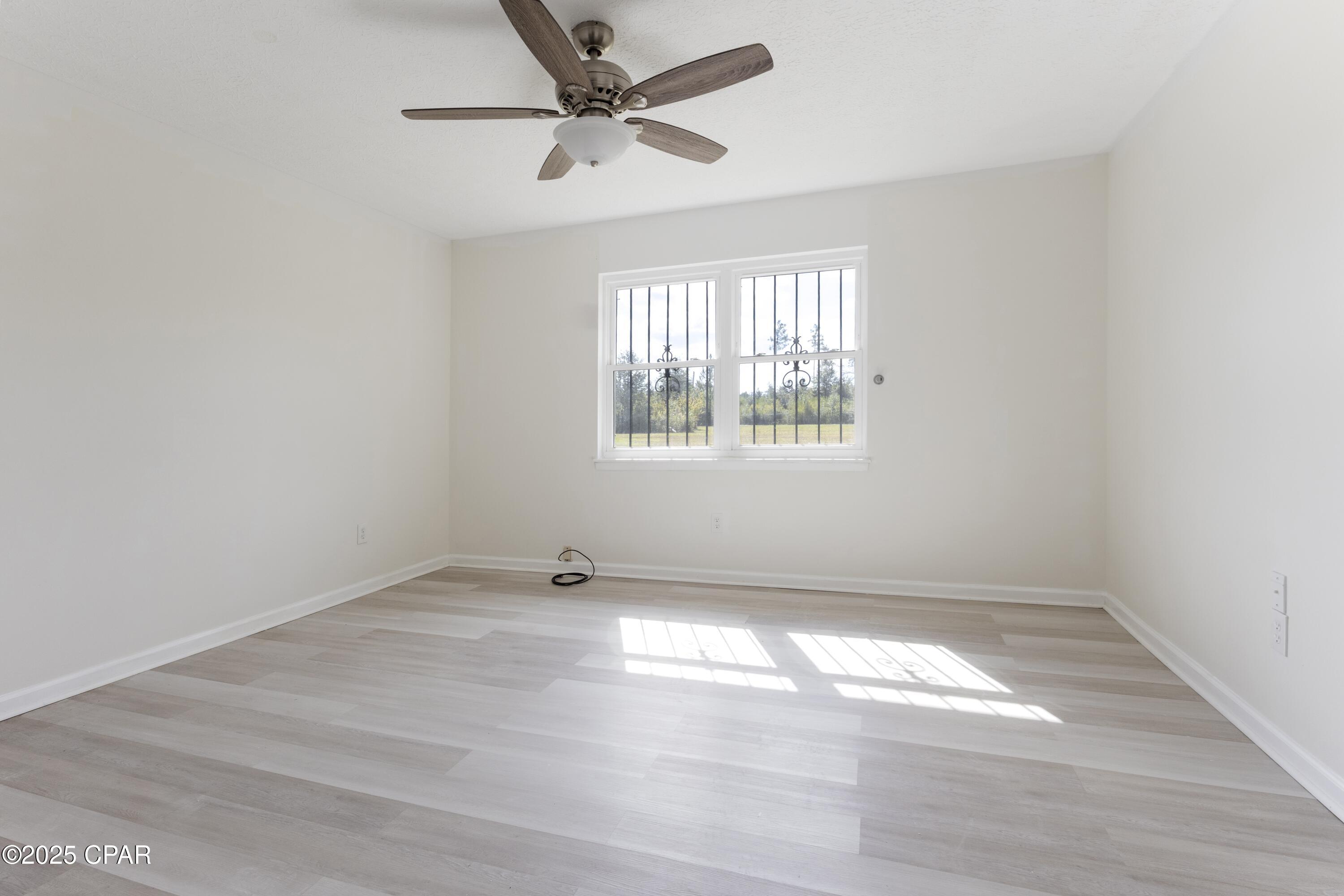 Image 9 For 6742 Greenfield Road