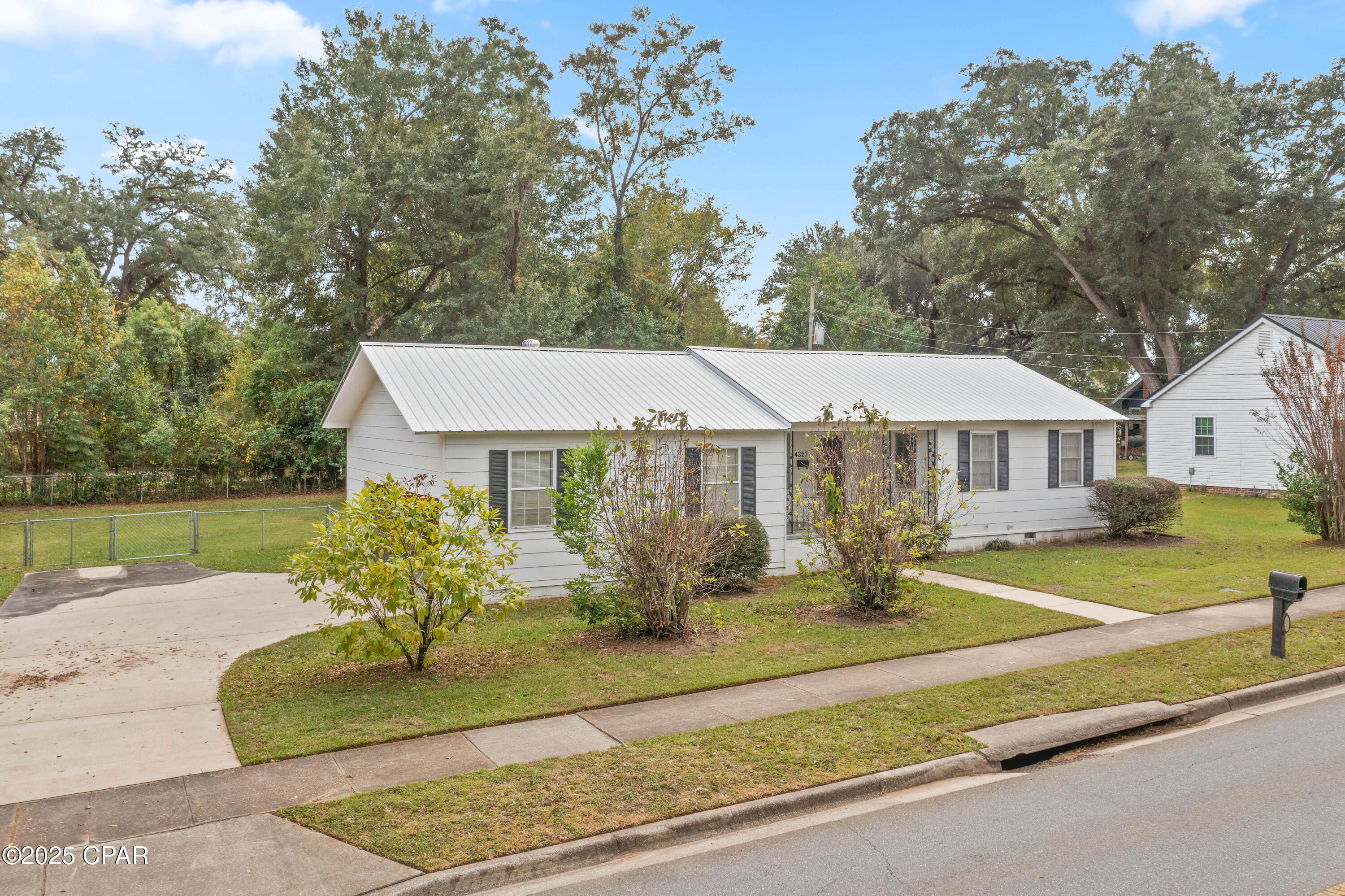 Image 17 For 4327 Kelson Avenue