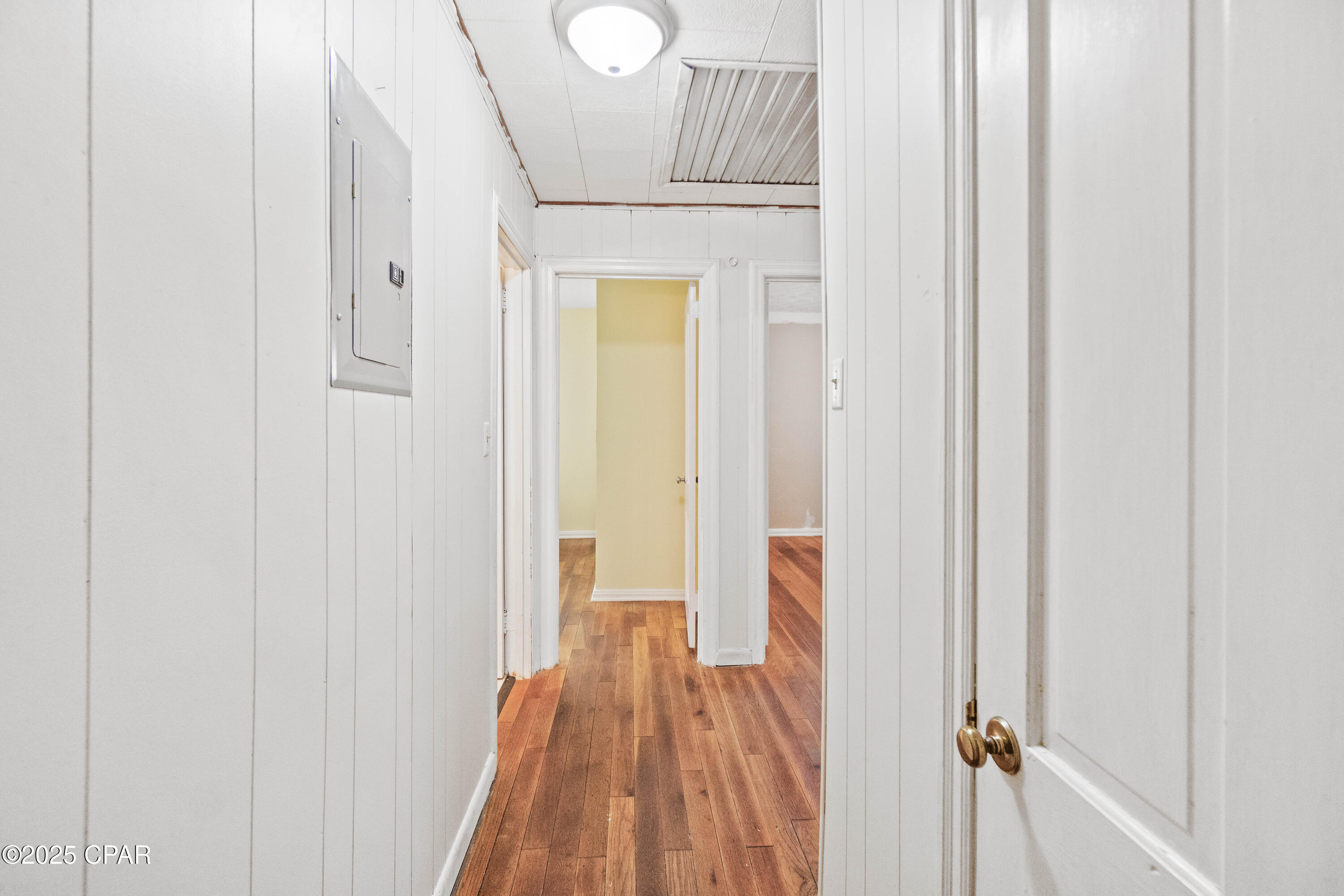 Image 4 For 4327 Kelson Avenue