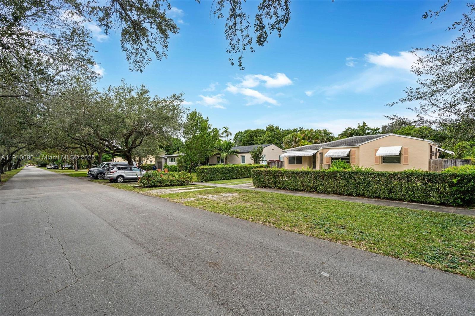 Homes for sale in Miami Springs, FL | 17 N Melrose Dr, Miami Springs, FL 33166 | MLS# A11910090