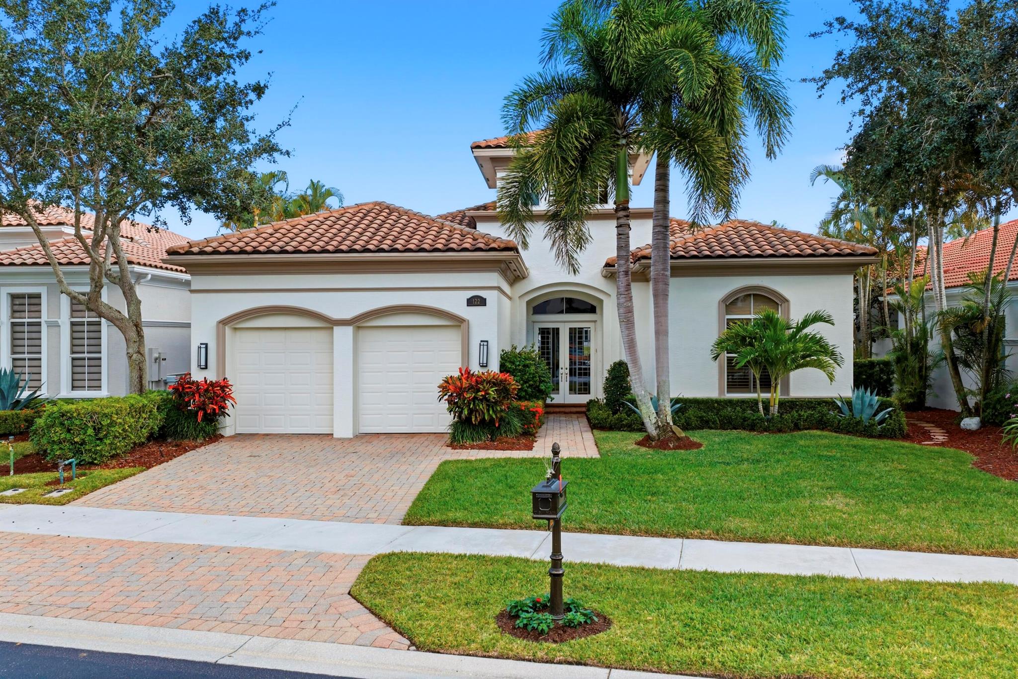 BEAUTIFULLY REDONE 2008 ONE STORY HOME ON THE LAKE. LARGE PORCELAIN TILE, STAINLESS STEEL JENN-AIRE APPLIANCES, REDONE KITCHEN CABINETS AND COUNTERS. BATHROOMS ALL REDONE WITH PORCELAIN TILES . LARGE OPEN GREAT ROOM, BEAUTIFUL POOL OVERLOOKING THE LAKE WITH NEW TILE DECK AND RE-SURFACED POOL AND TILE. LARGE PRIMARY BEDROOM WITH   HUGE CLOSET . SPACIOUS SECONDARY BEDROOMS AND LARGE OFFICE DEN. DO NOT MISS THIS ONE. MOVE IN WITH NOTHING TO DO.