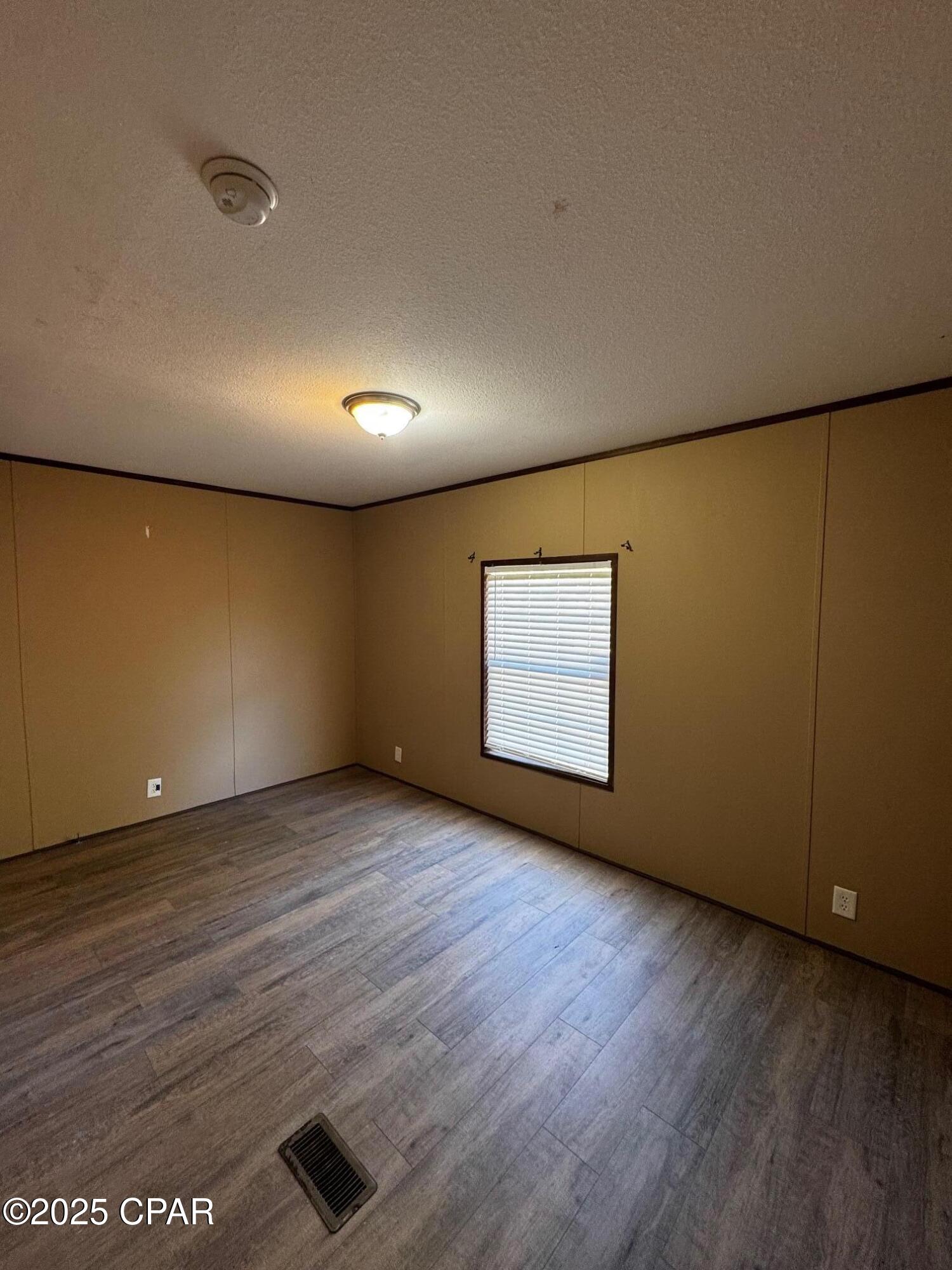 Image 4 For 4216 Barber Street