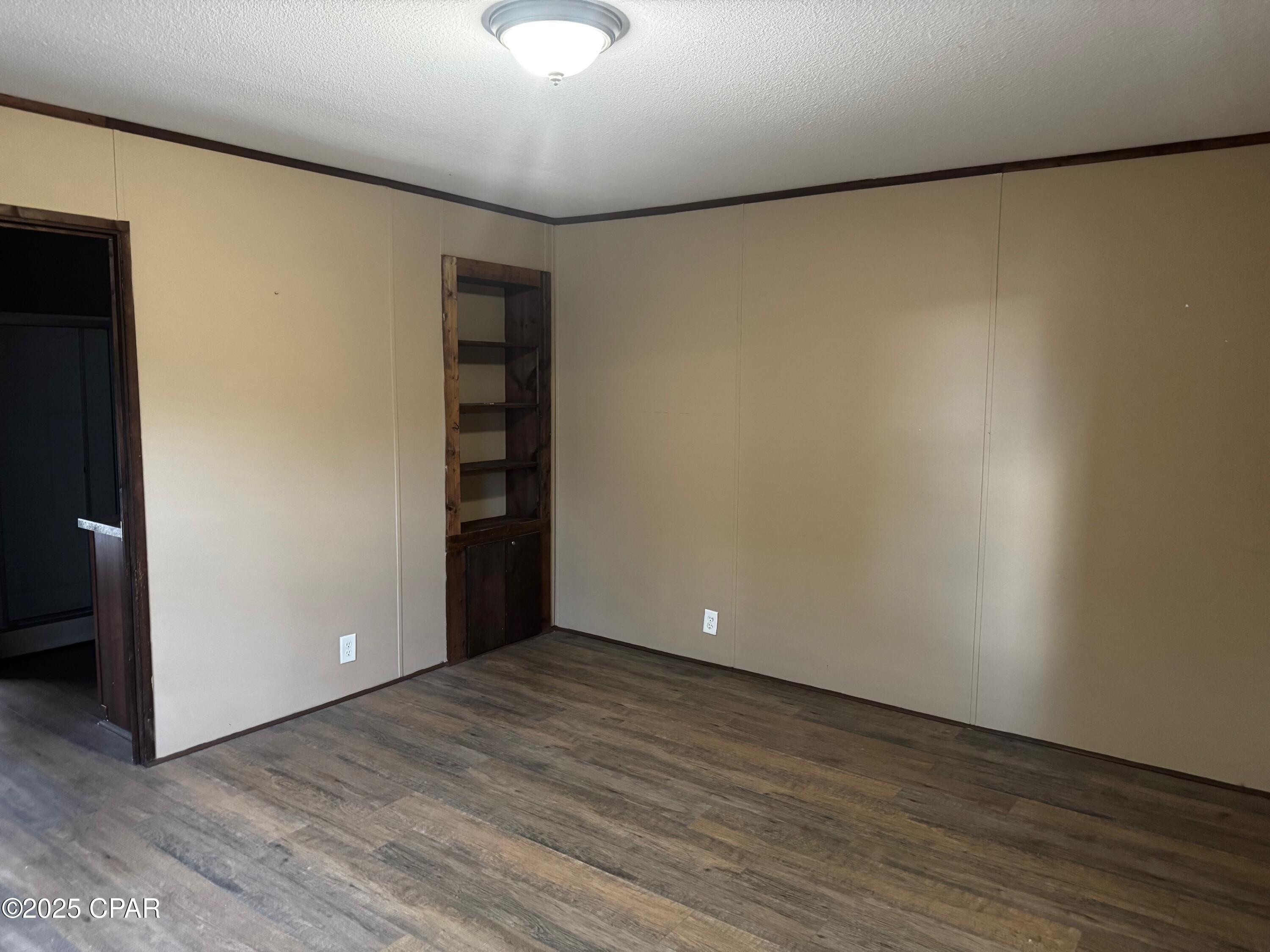 Image 9 For 4216 Barber Street