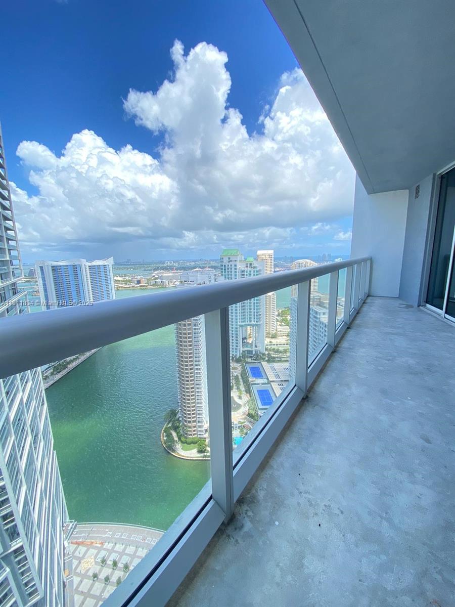 Condo for Rent in Miami, FL