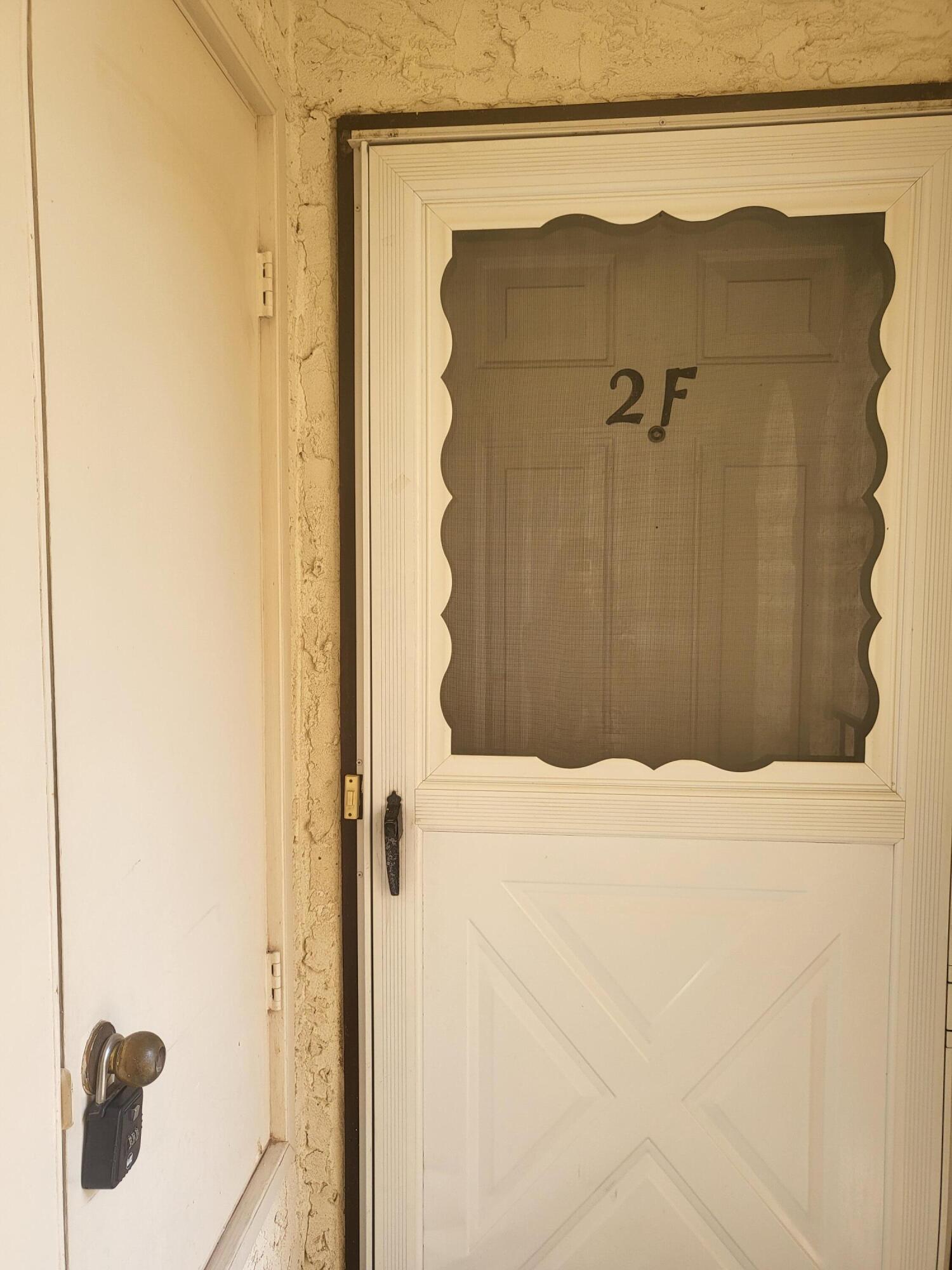 831 COUNTRY CLUB Drive SE 2F