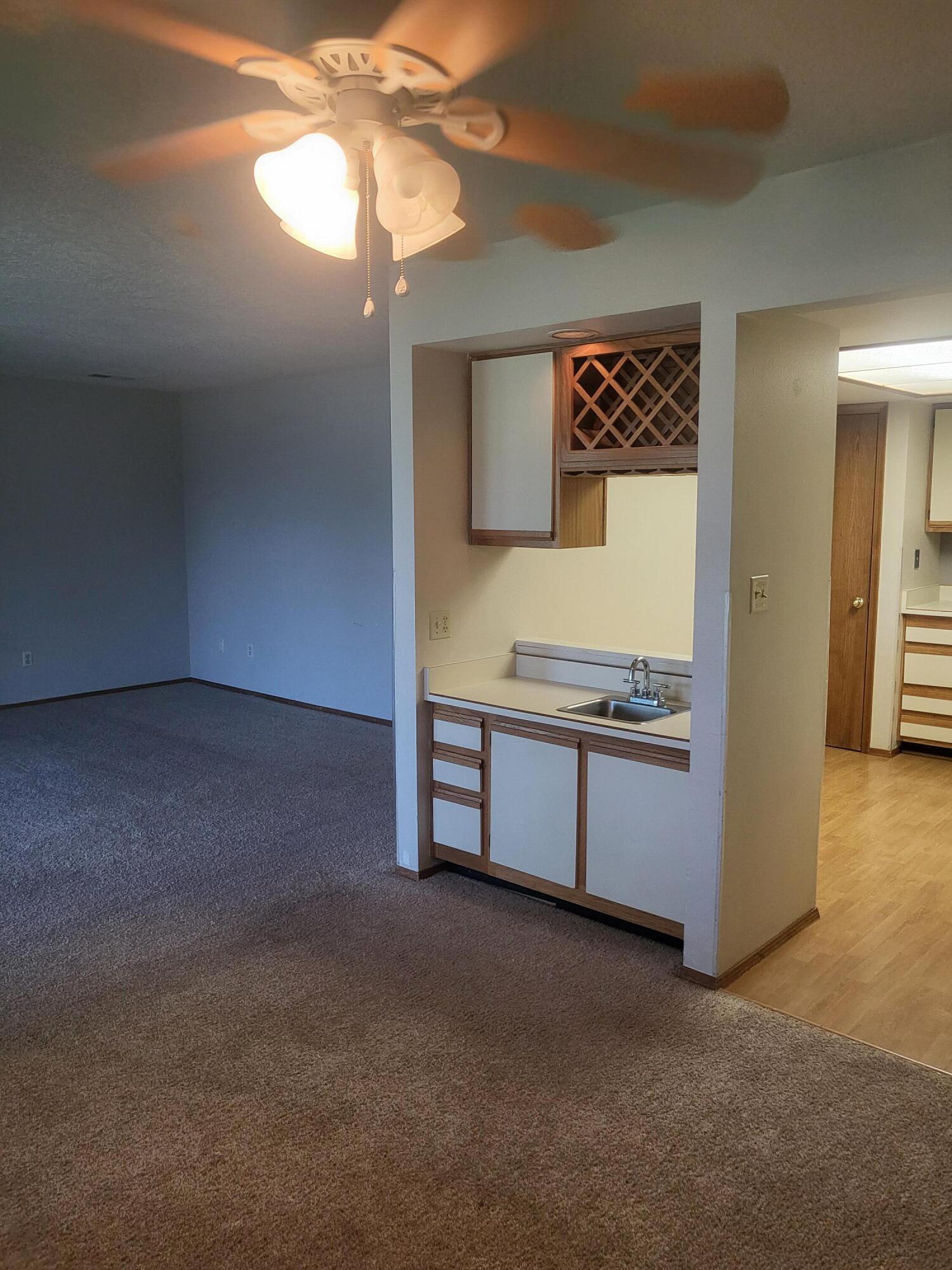 831 COUNTRY CLUB Drive SE 2F 