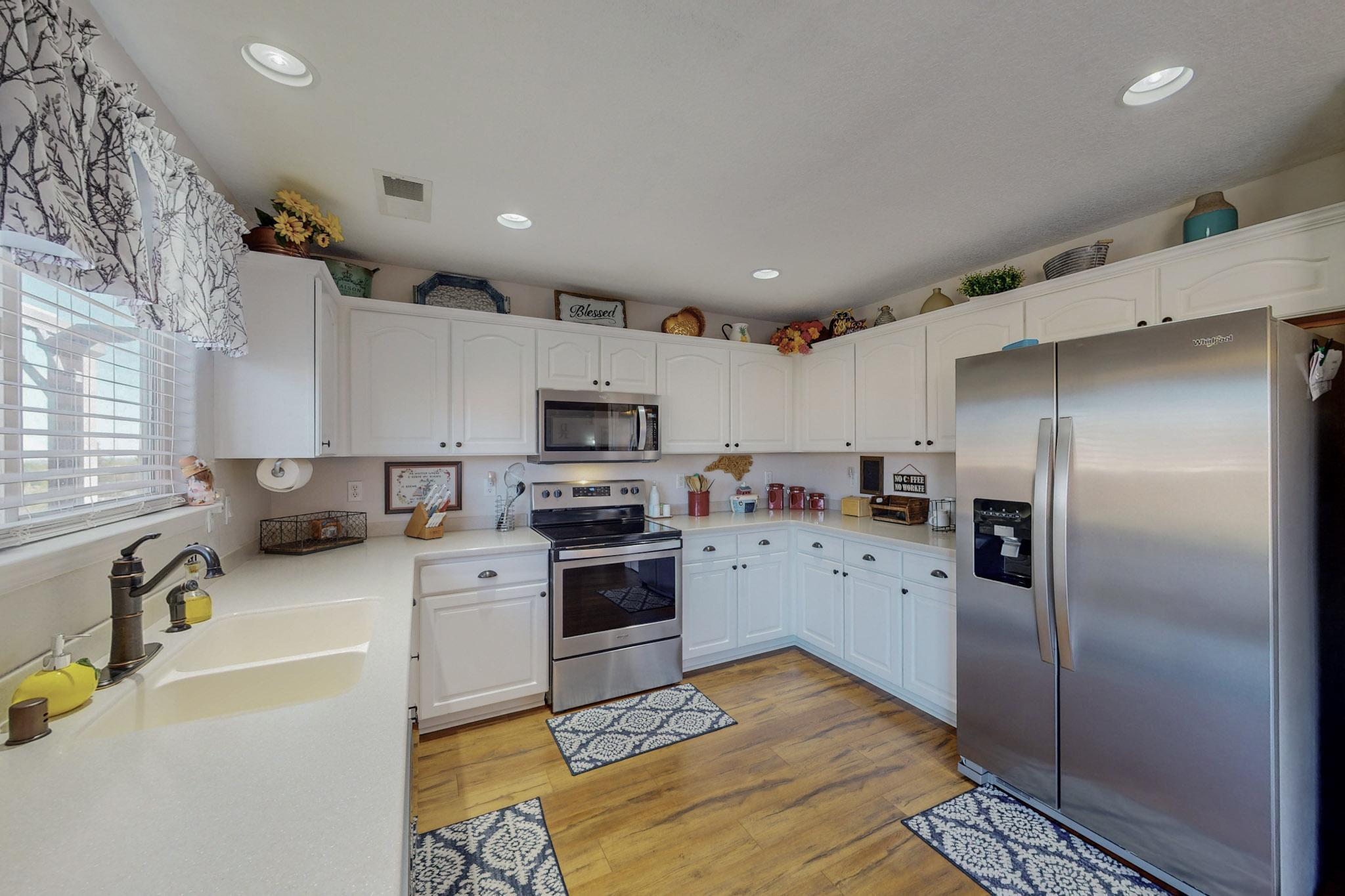 1136 Caramel Court SE Kitchen