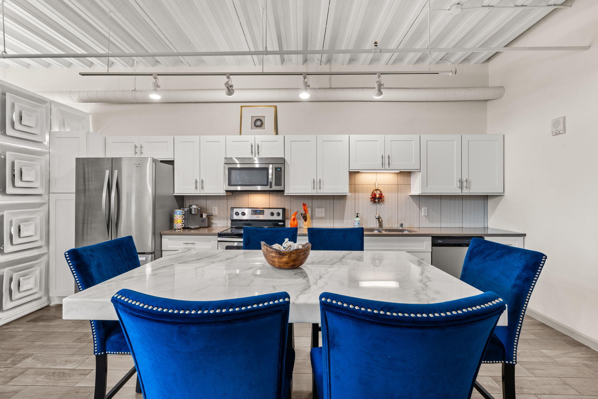 524 Central Avenue SW UNIT 407