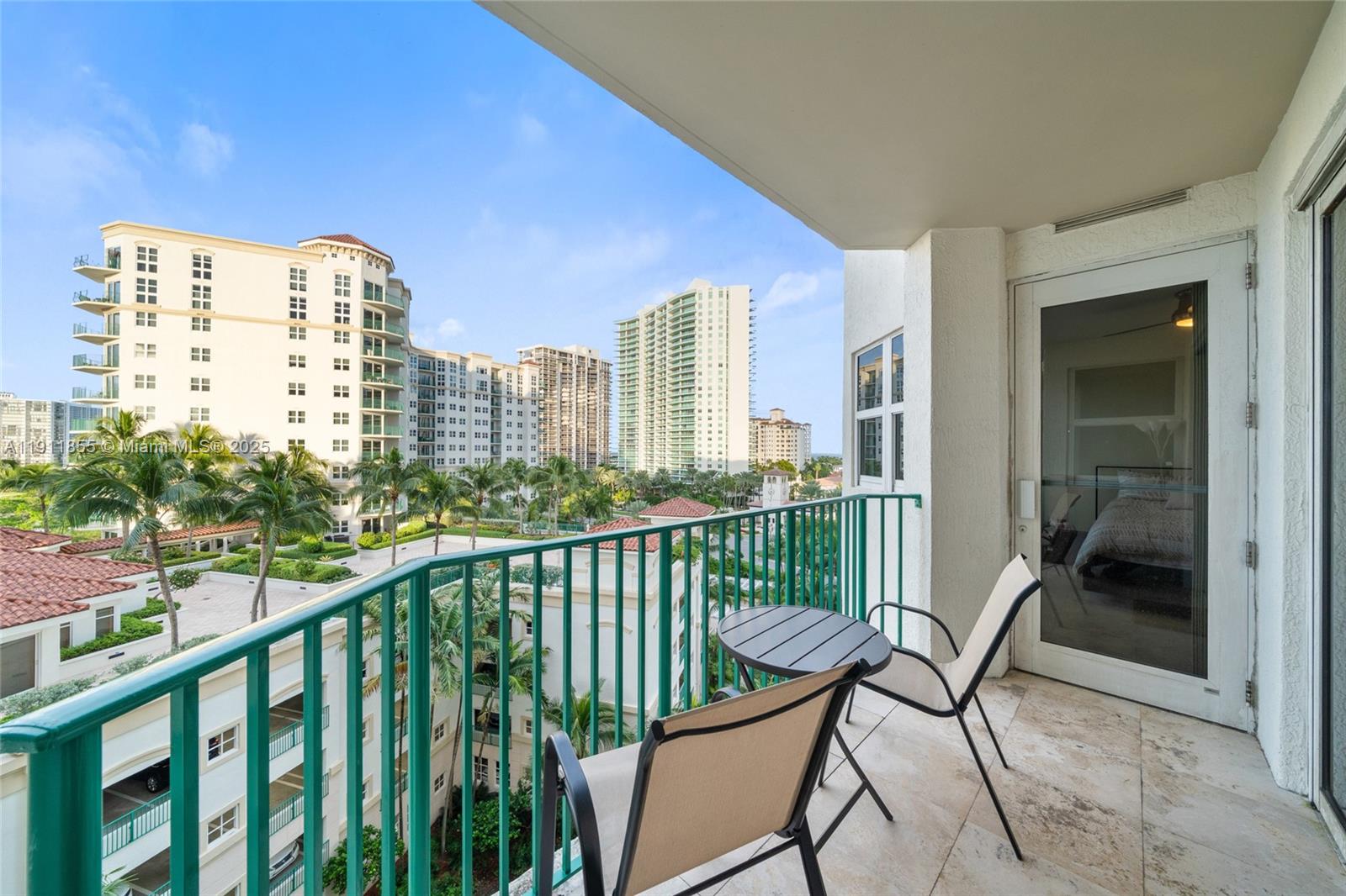 19900 Country Club Dr Unit 816, Aventura, Florida 33180