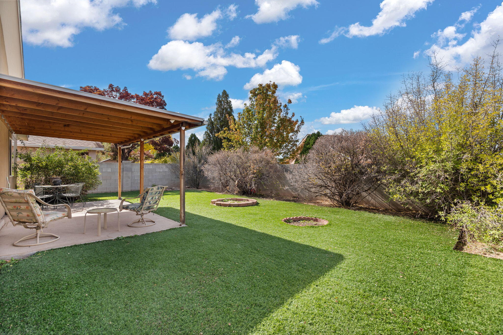 423 Glacier Bay Street, Albuquerque NM 87123