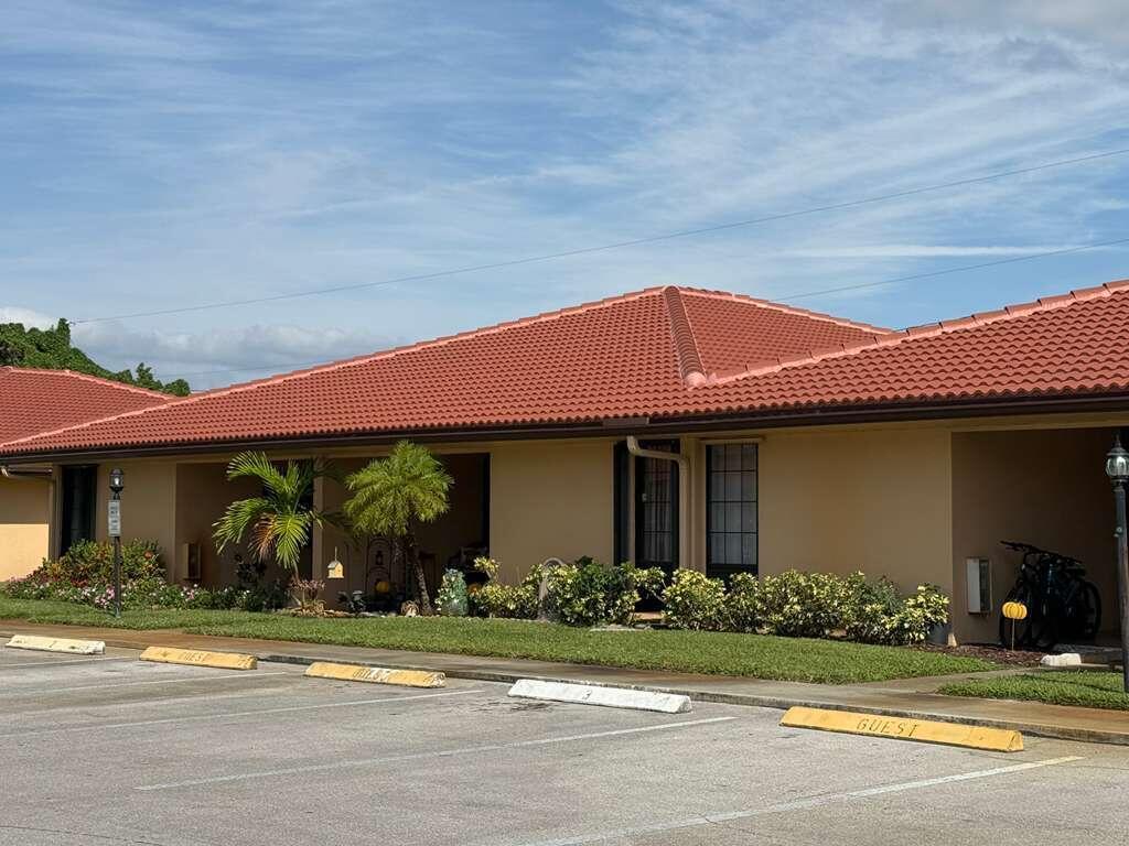 Forest Hill Villas Garden