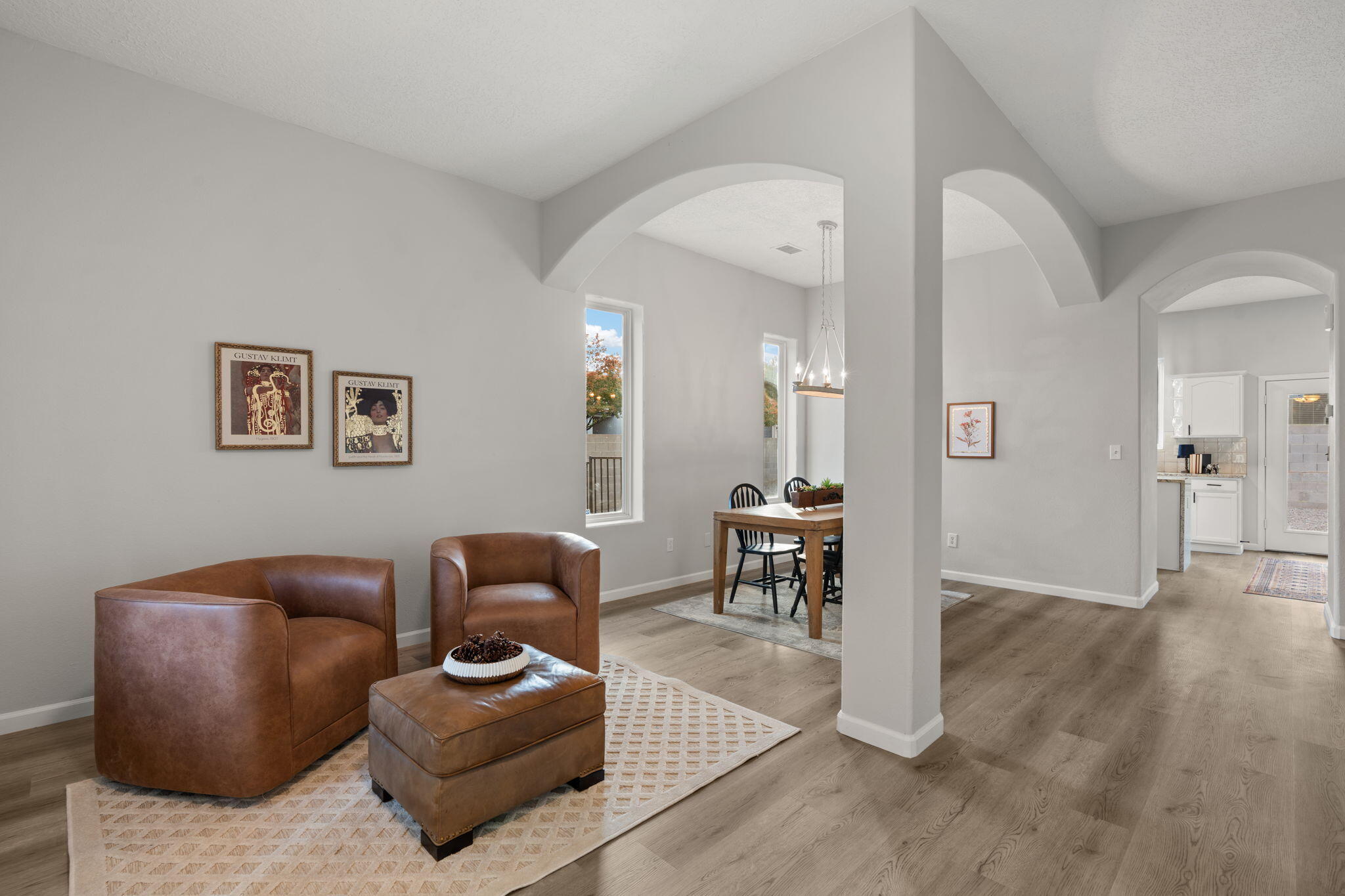 10527 Cadiz Street NW Living Room