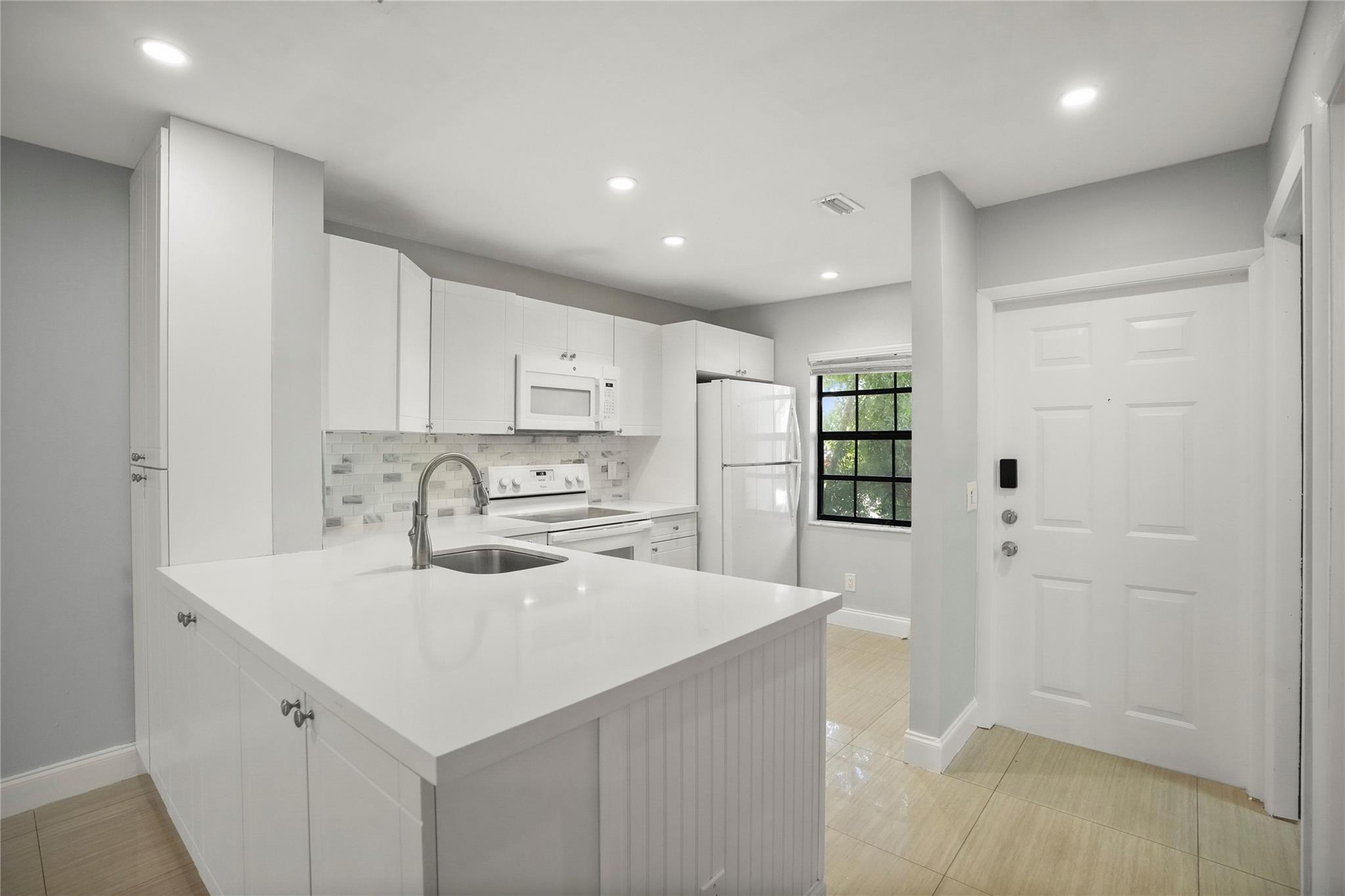 Homes for sale in Pembroke Pines, FL | 510 Nw 103rd Ter #510, Pembroke Pines, FL 33026 | MLS# F10536219