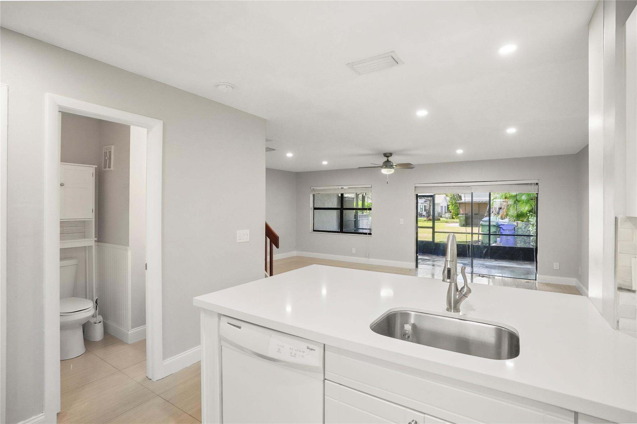 Homes for sale in Pembroke Pines, FL | 510 Nw 103Rd Ter #510, Pembroke Pines, FL 33026 | MLS# F10536219