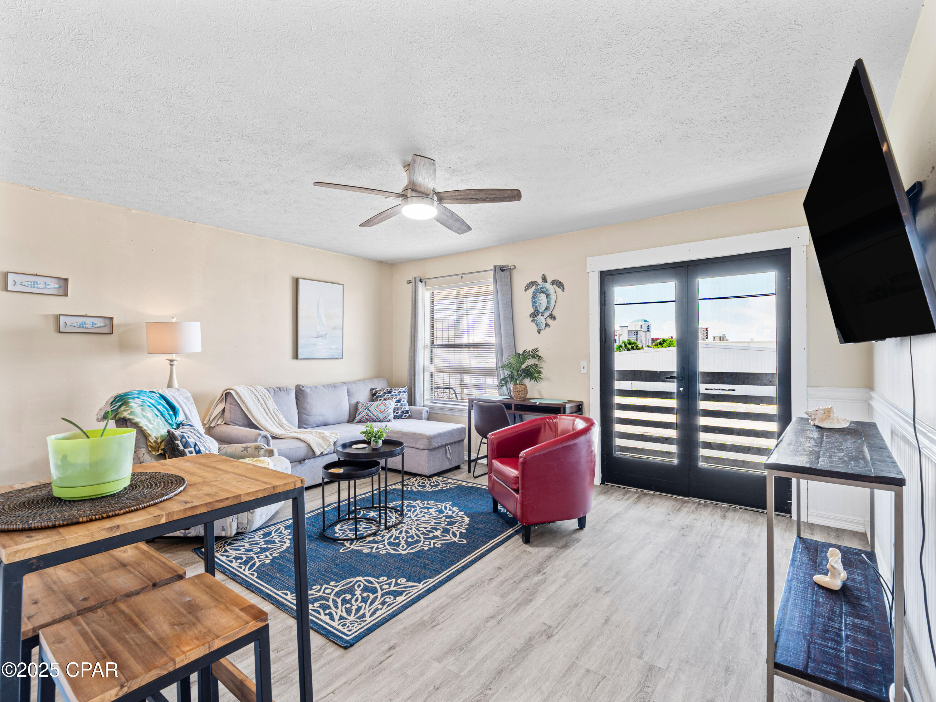 Image 20 For 4021 Dolphin Drive