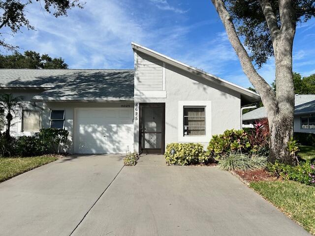 Whisper Walk -Parklane