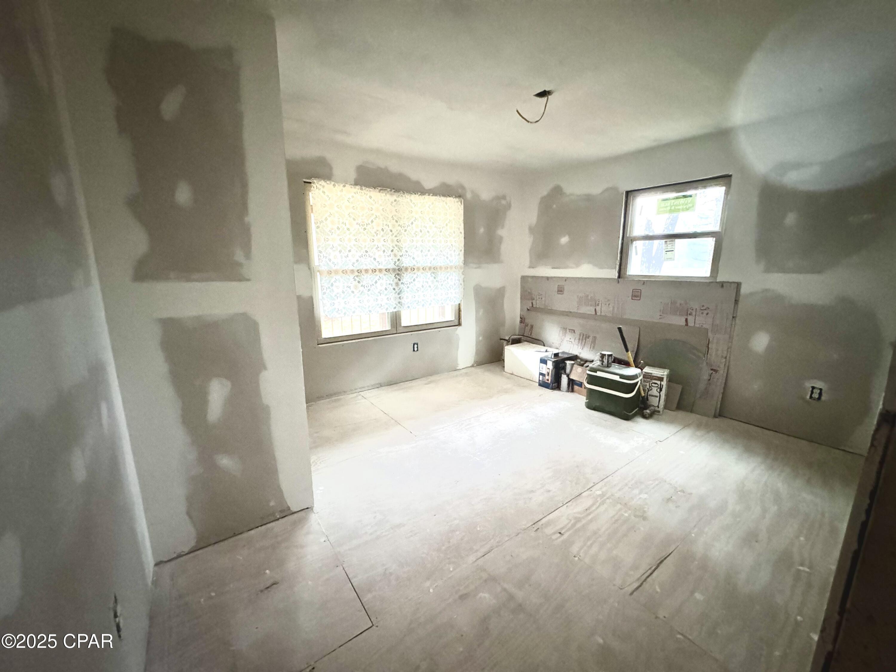 Image 12 For 2729 Highway 2