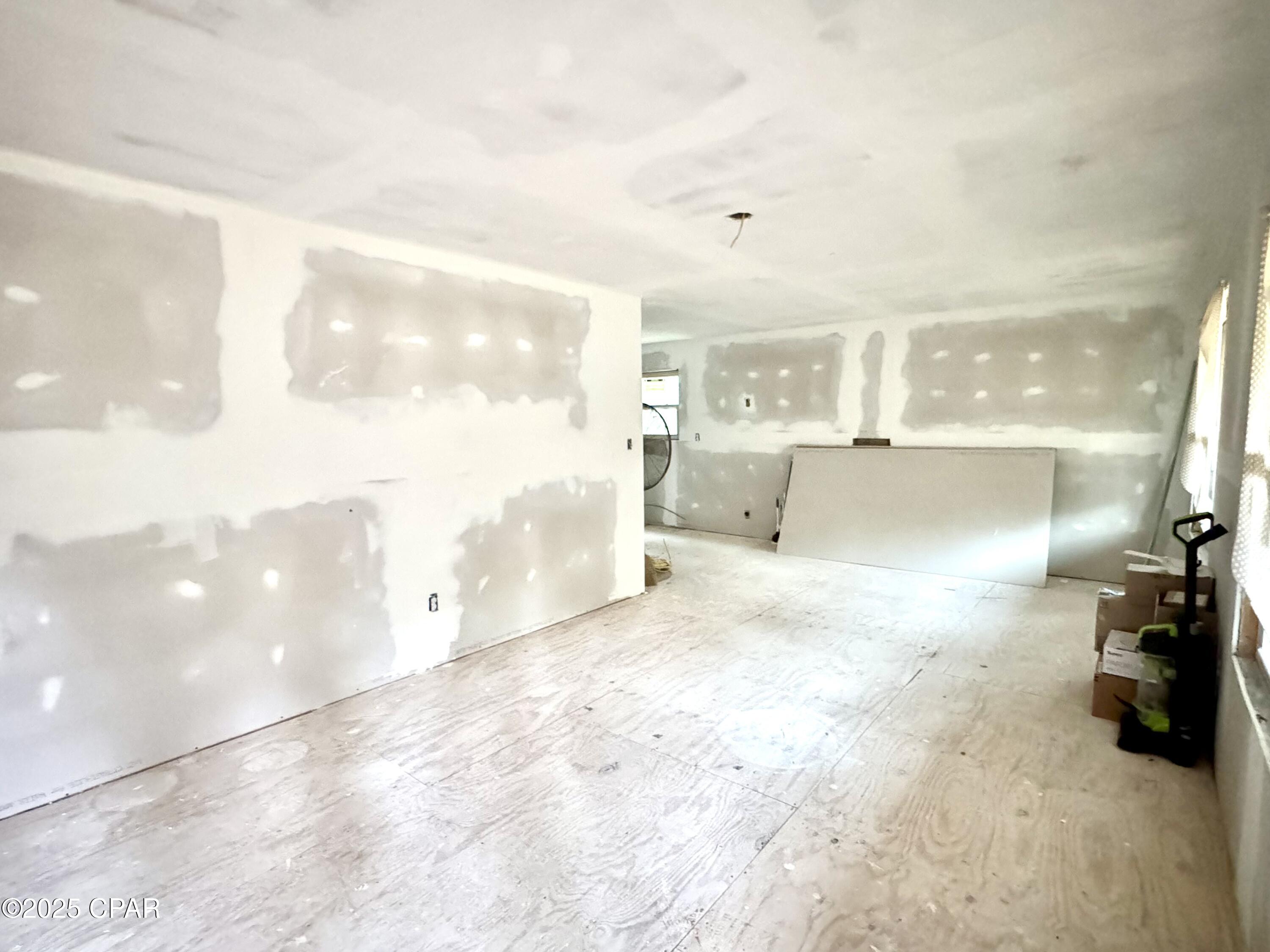 Image 7 For 2729 Highway 2