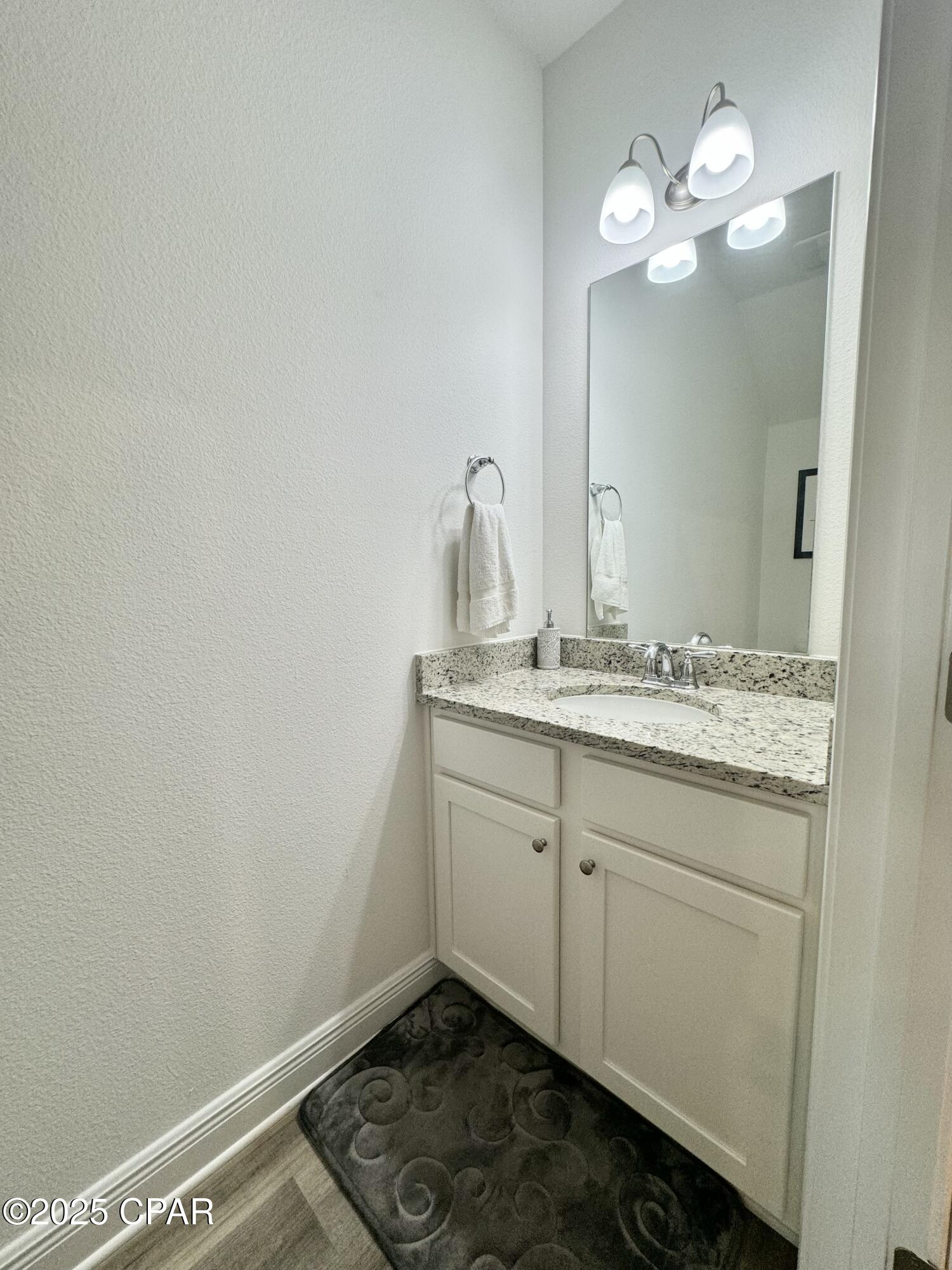 Image 11 For 560 Melrose Way