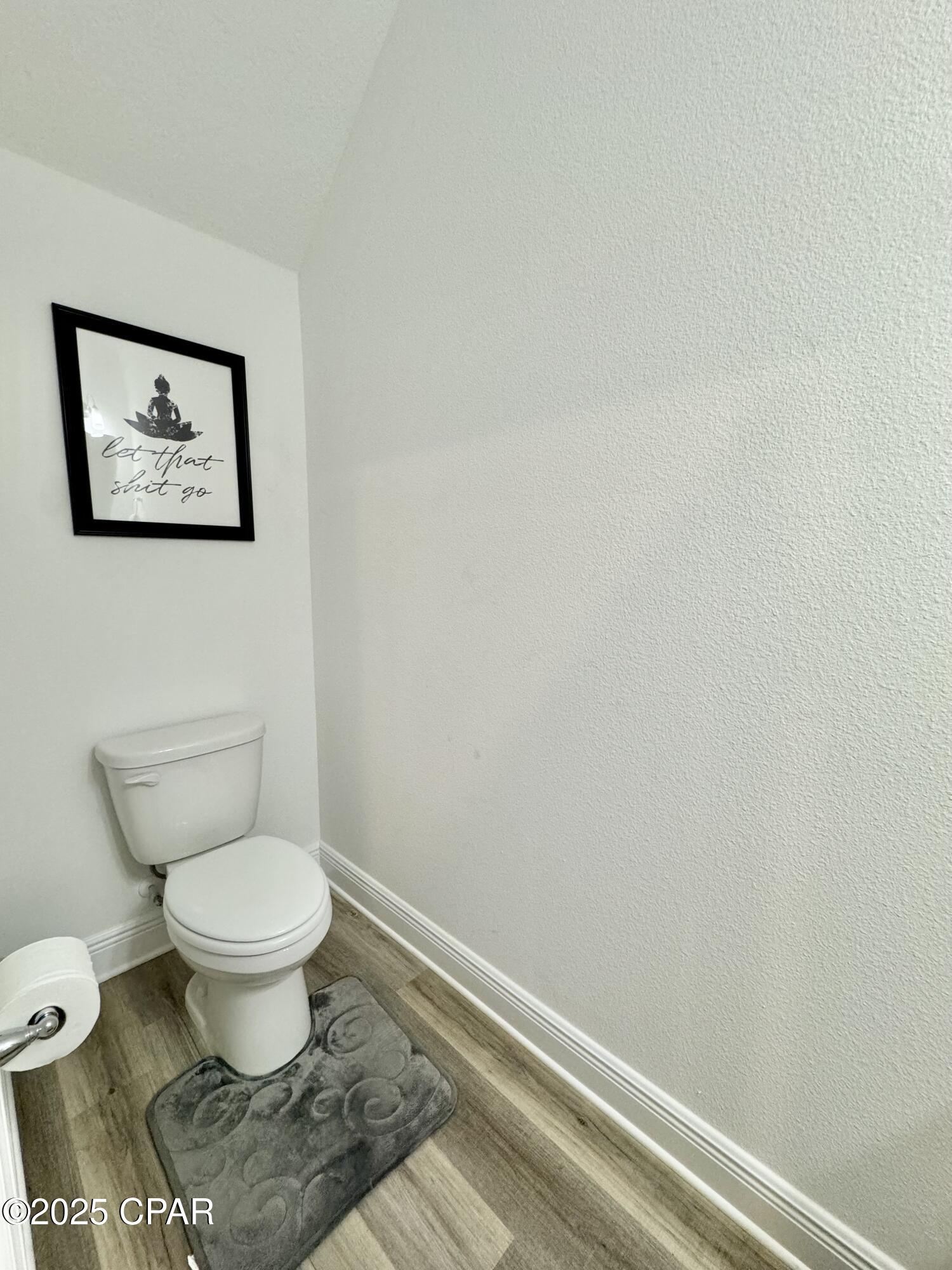 Image 12 For 560 Melrose Way