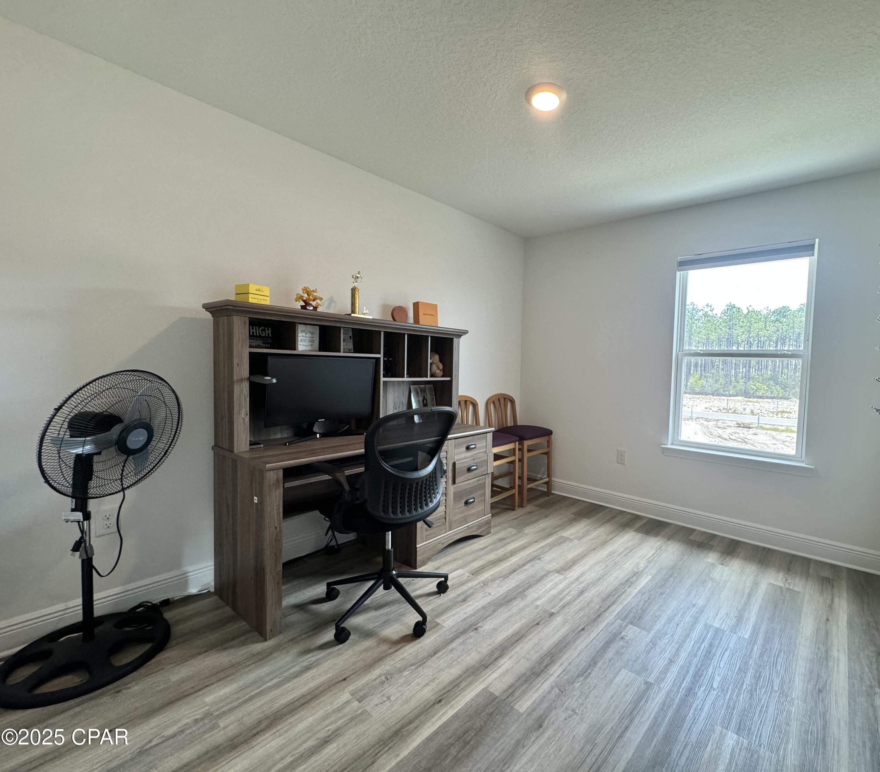 Image 23 For 560 Melrose Way