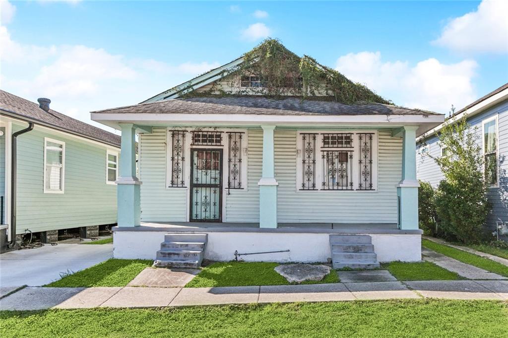 Homes for sale in New Orleans, LA | 3920 Delachaise St, New Orleans, LA 70125 | MLS# 2530414