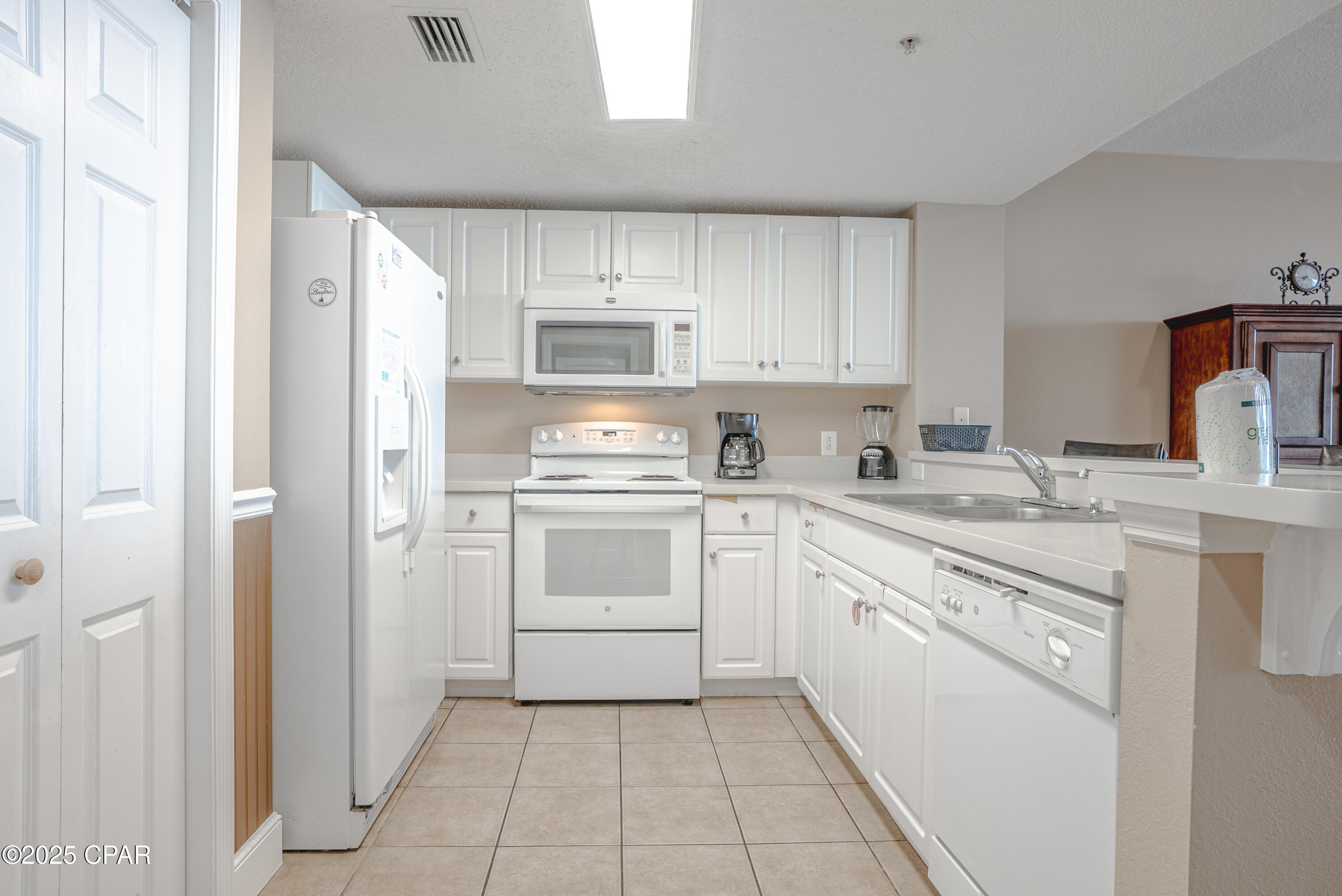 Image 21 For 10901 Front Beach Road 402