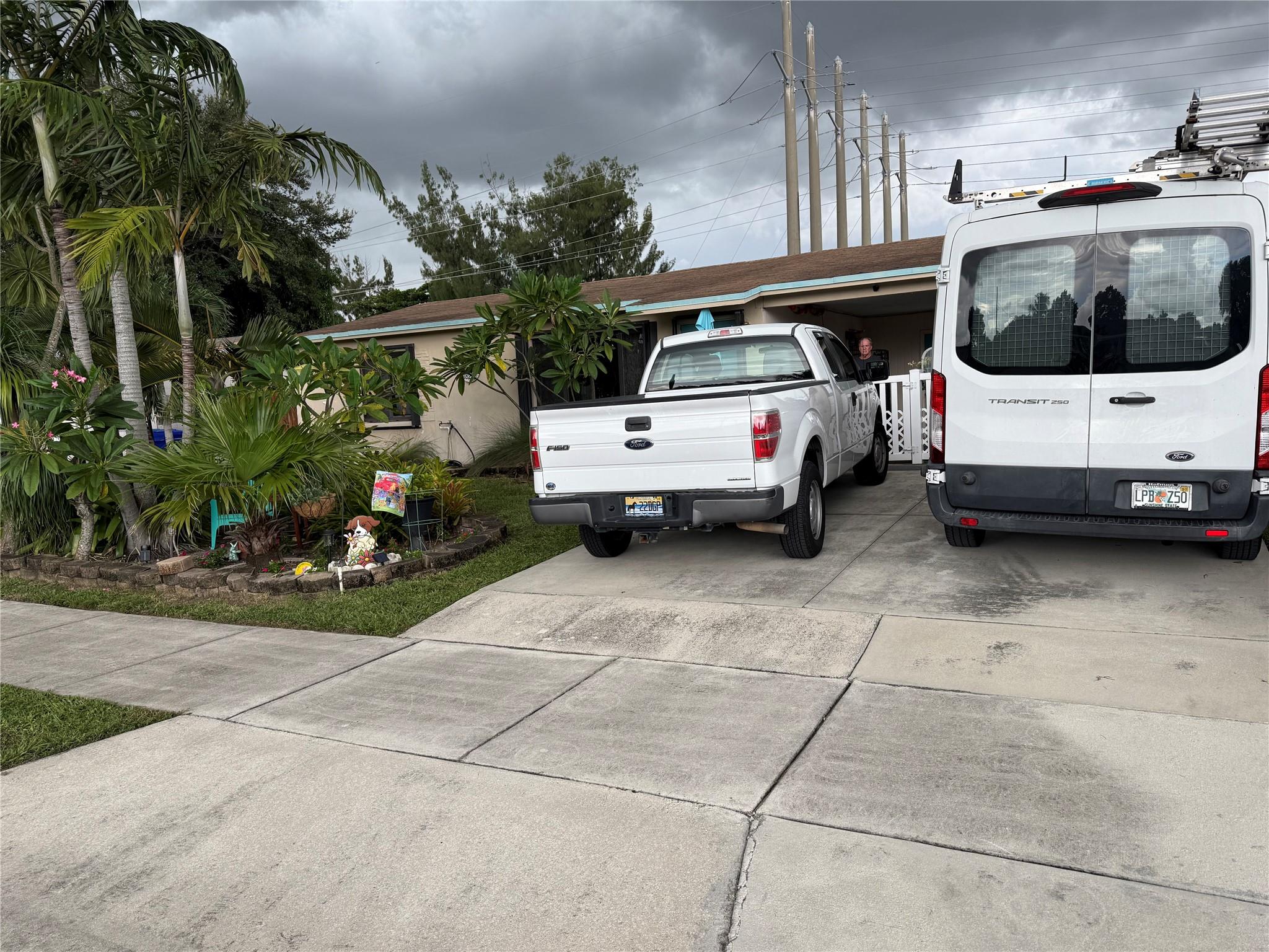 Broadview Park 36-33 B