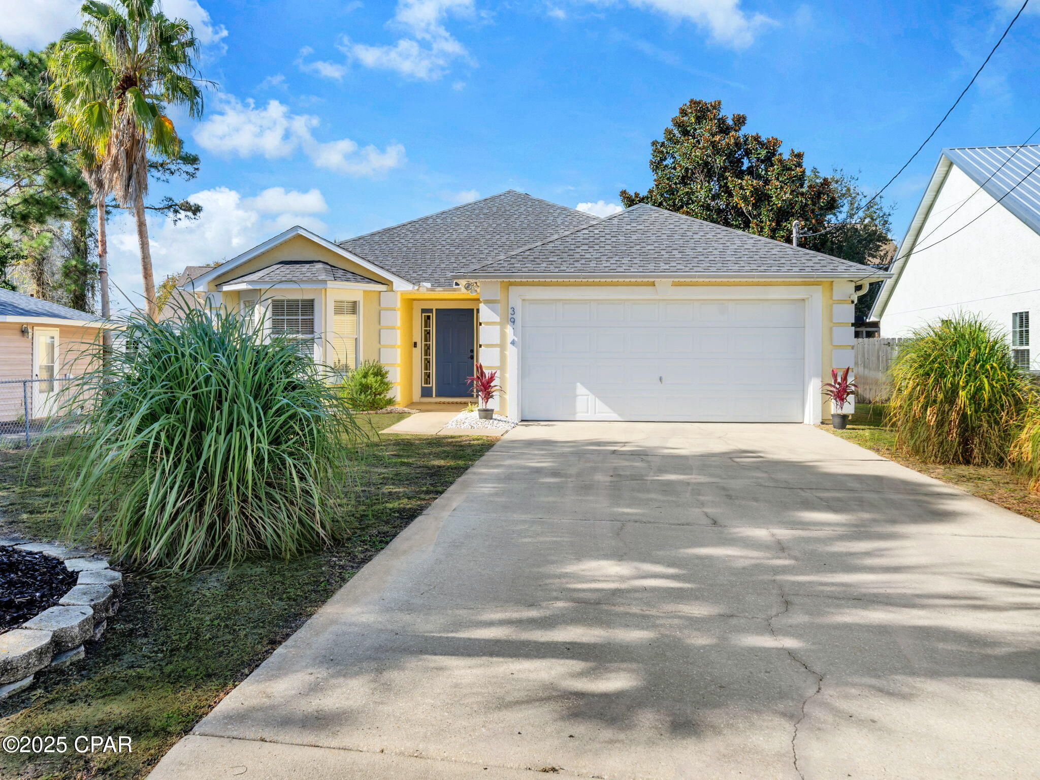 Image 3 For 3914 Vicar Street