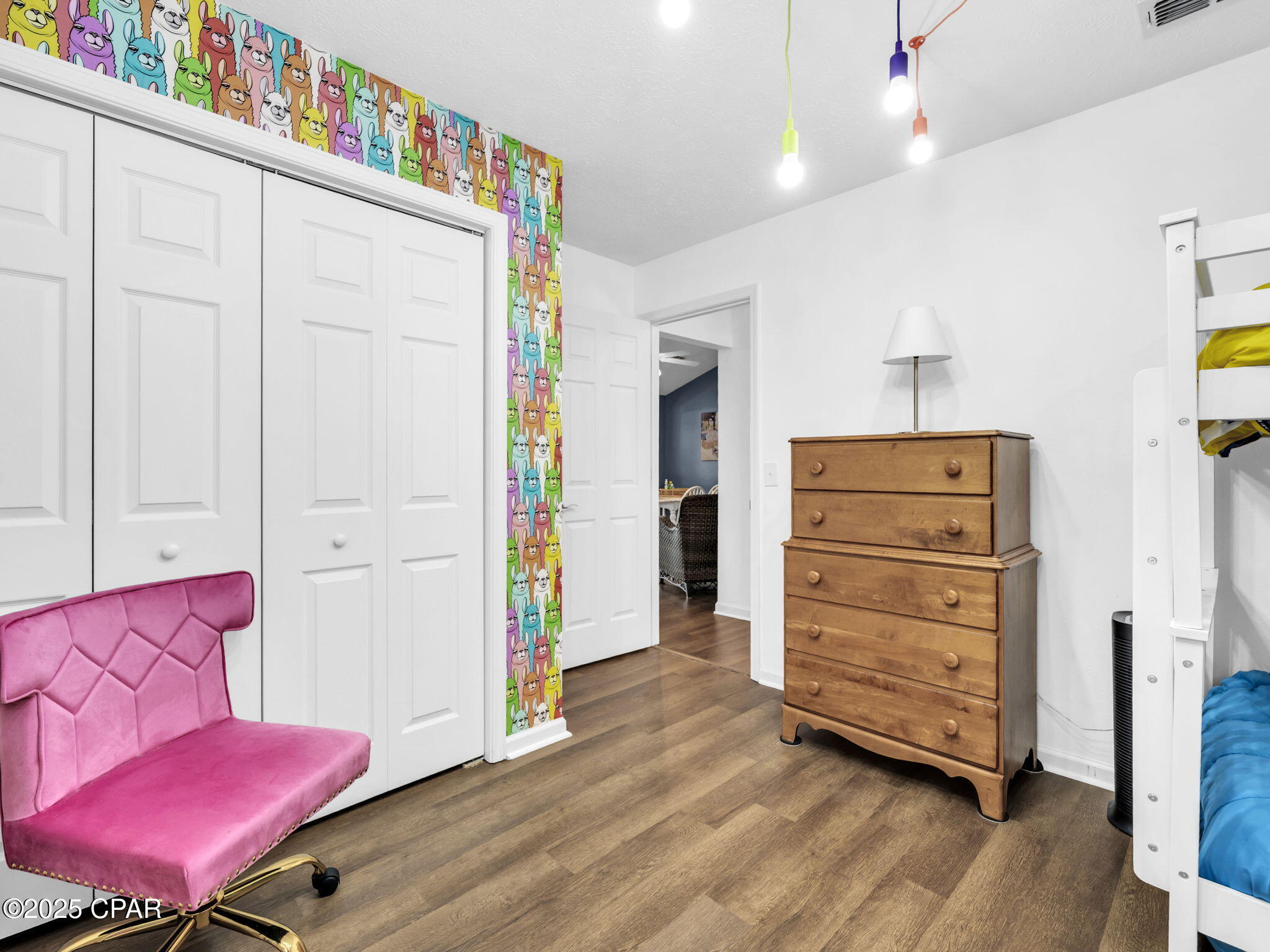 Image 37 For 3914 Vicar Street