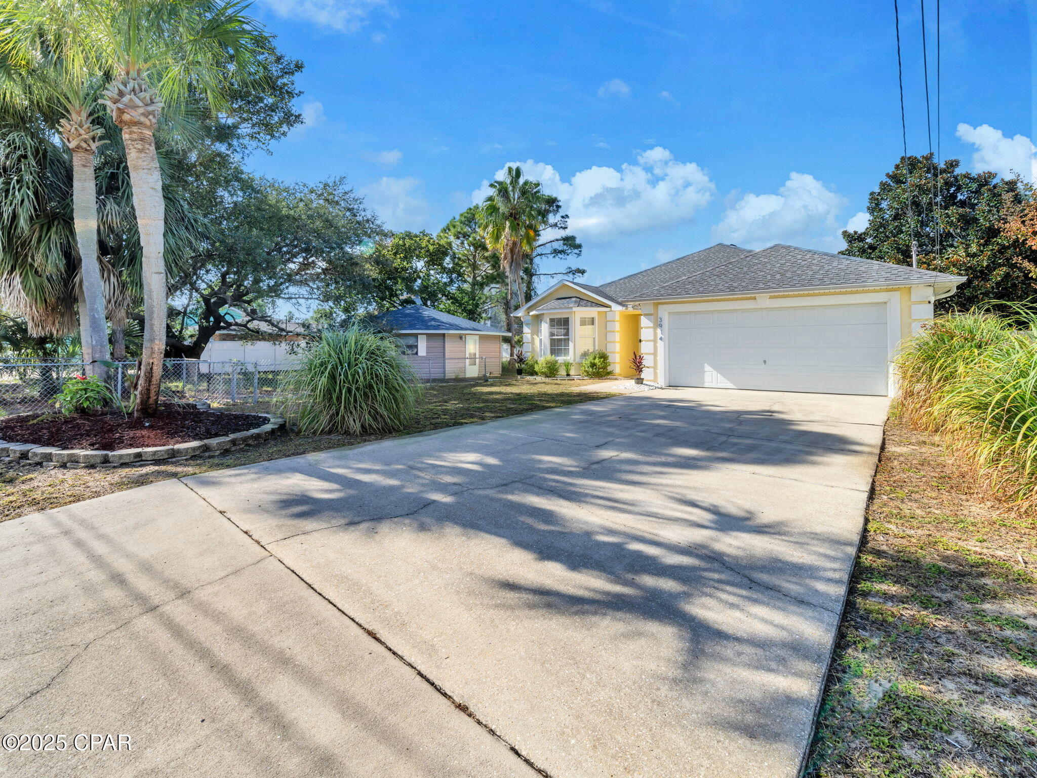 Image 5 For 3914 Vicar Street