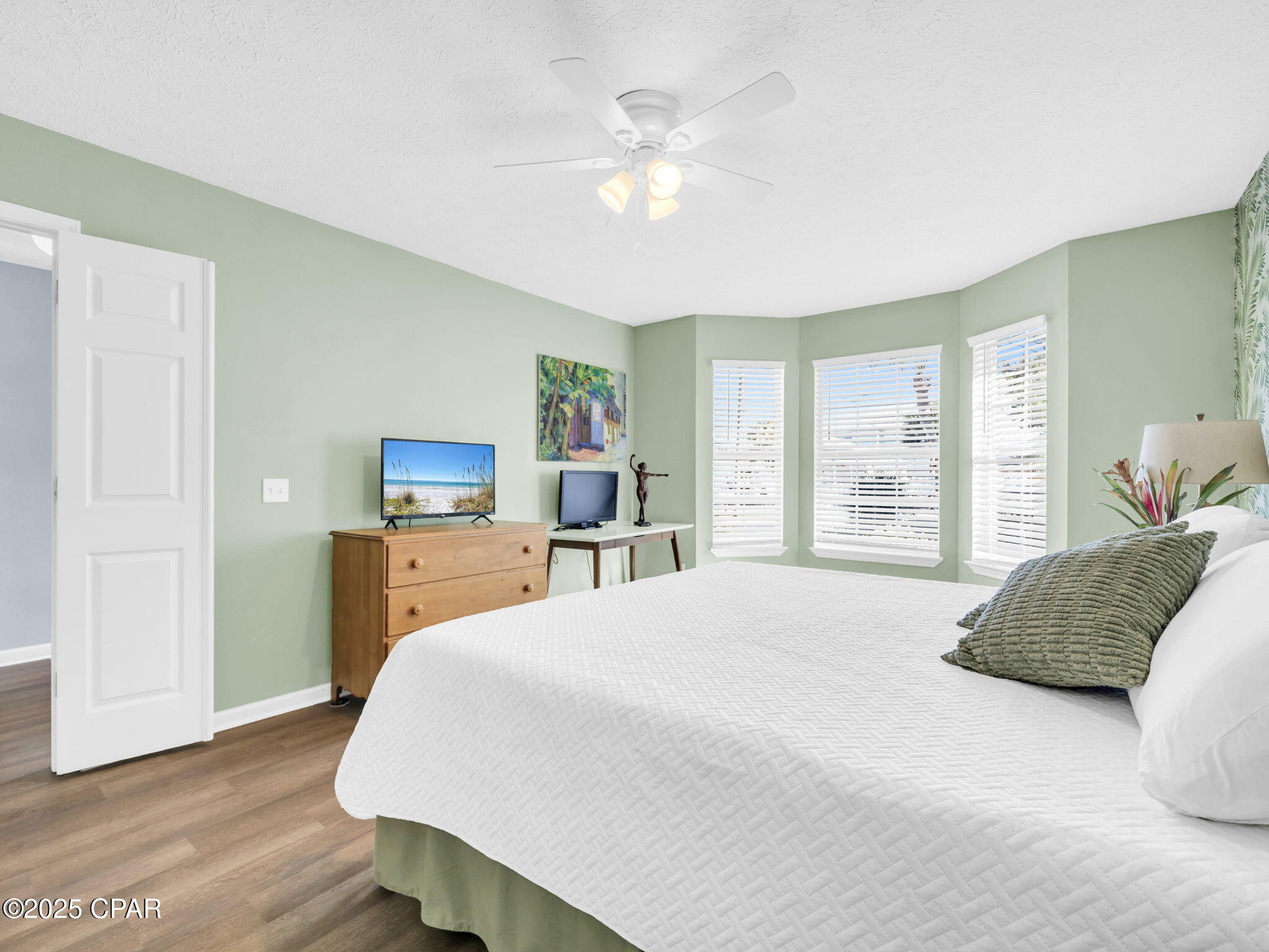 Image 9 For 3914 Vicar Street