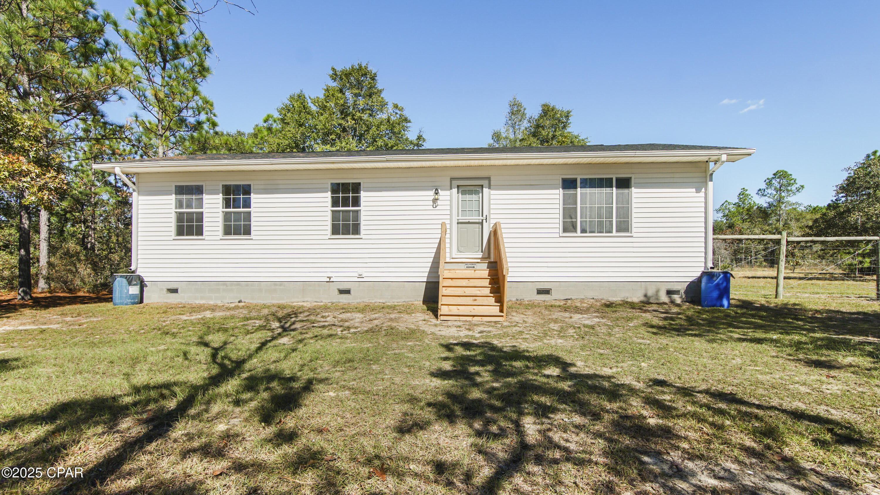 Details for 300 Deer Trail, Defuniak Springs, FL 32433