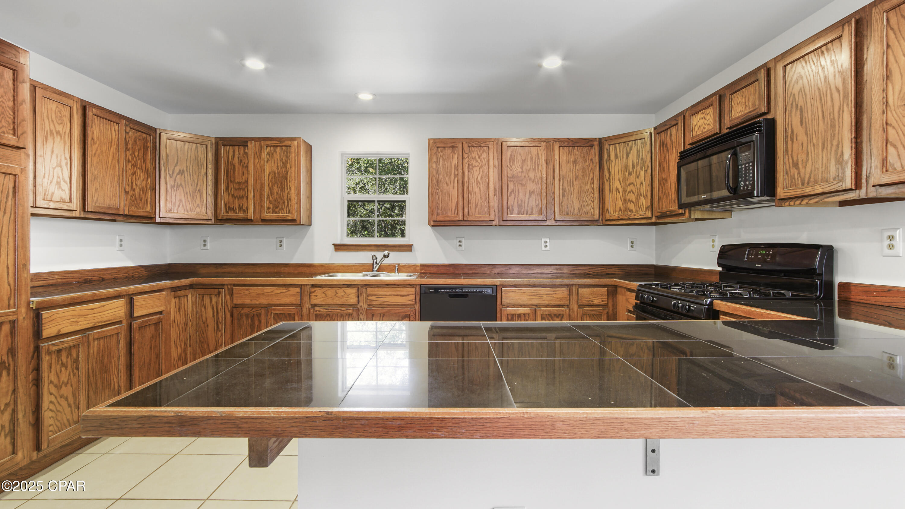 Image 13 For 300 Deer Trail