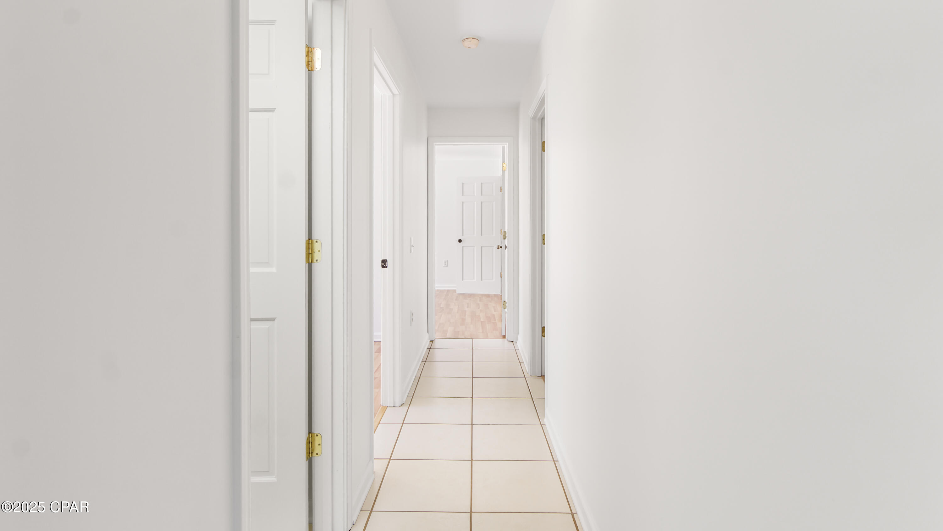 Image 18 For 300 Deer Trail